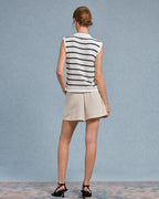 Beyaz Çizgili Tek Sıra Yelek