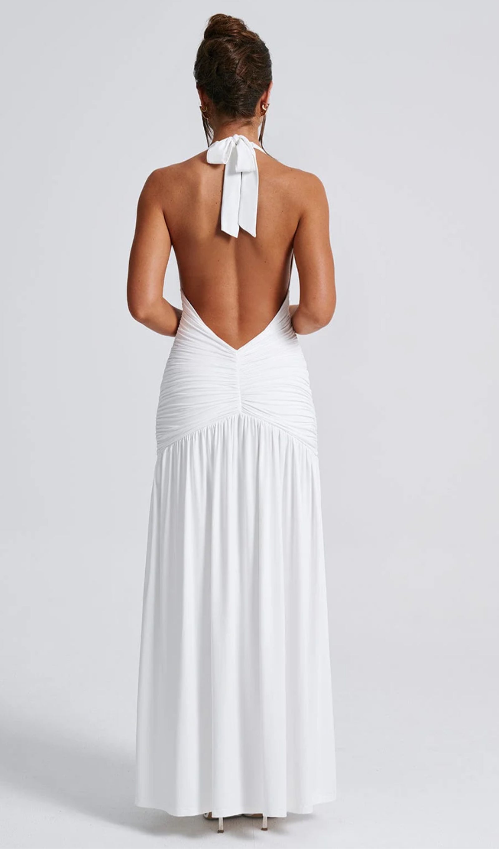 Düz Derin Askılı Uzun Elbise