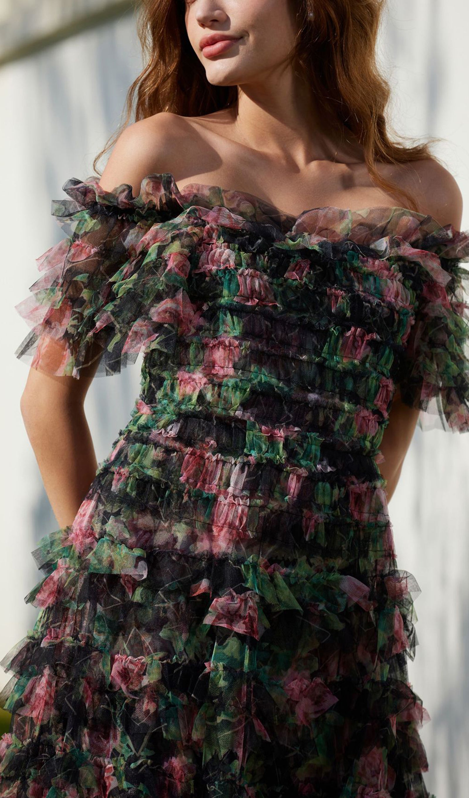 Omuz Açık Çiçekli Volanlı File Uzun Elbise