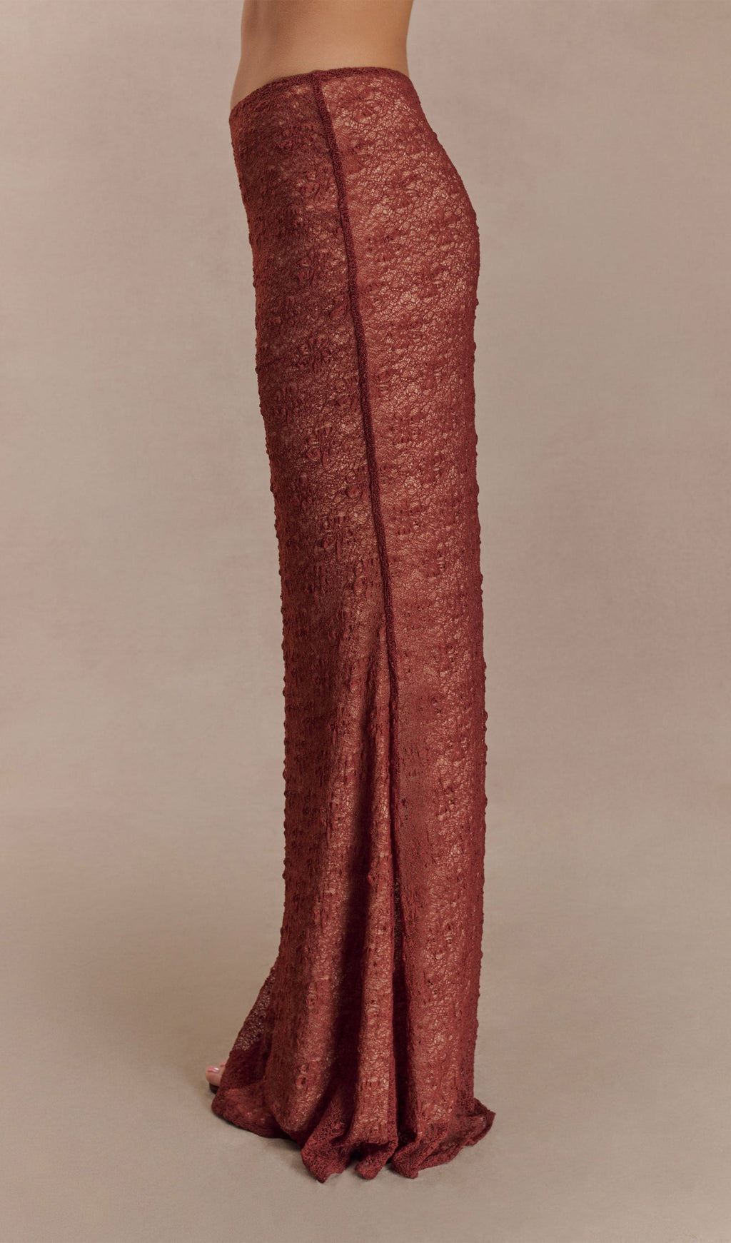 Kırmızı Şeffaf Dantel Üst Ve Uzun Etek Takımları