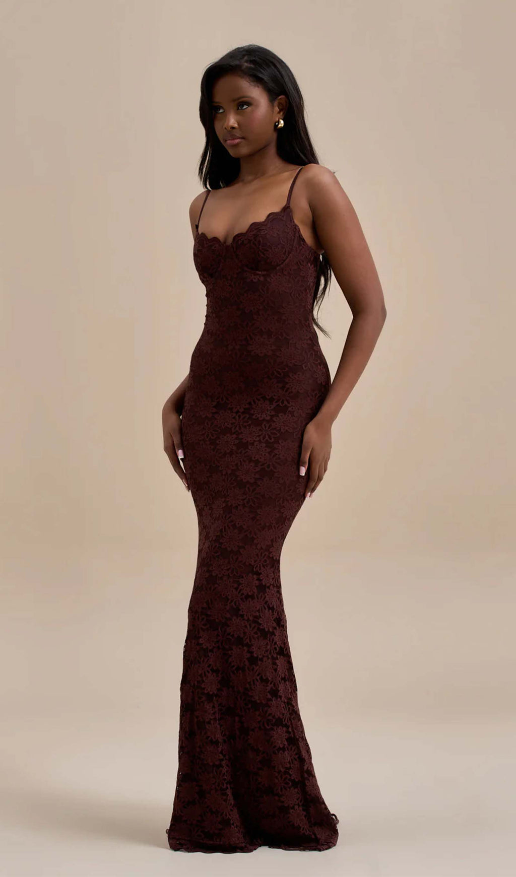 Katı Vücut Şekillendirici Dantel Uzun Elbise