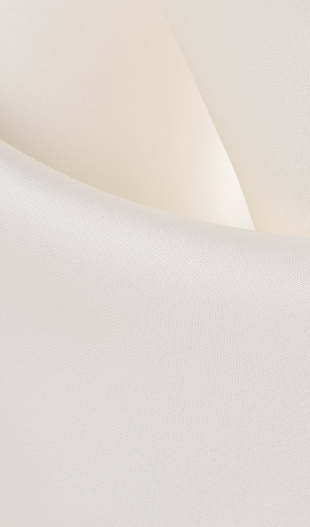 Beyaz Saten İnci Dekorlu Uzun Elbise