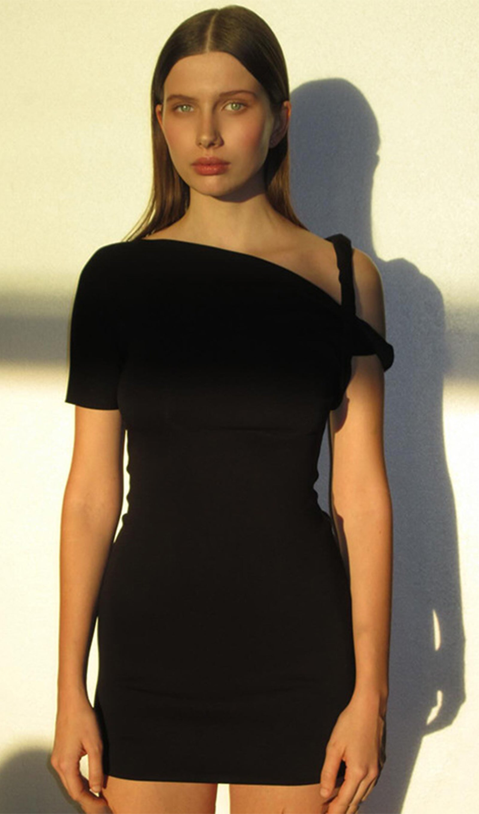 Twist Askılı Dar Mini Elbise-Siyah