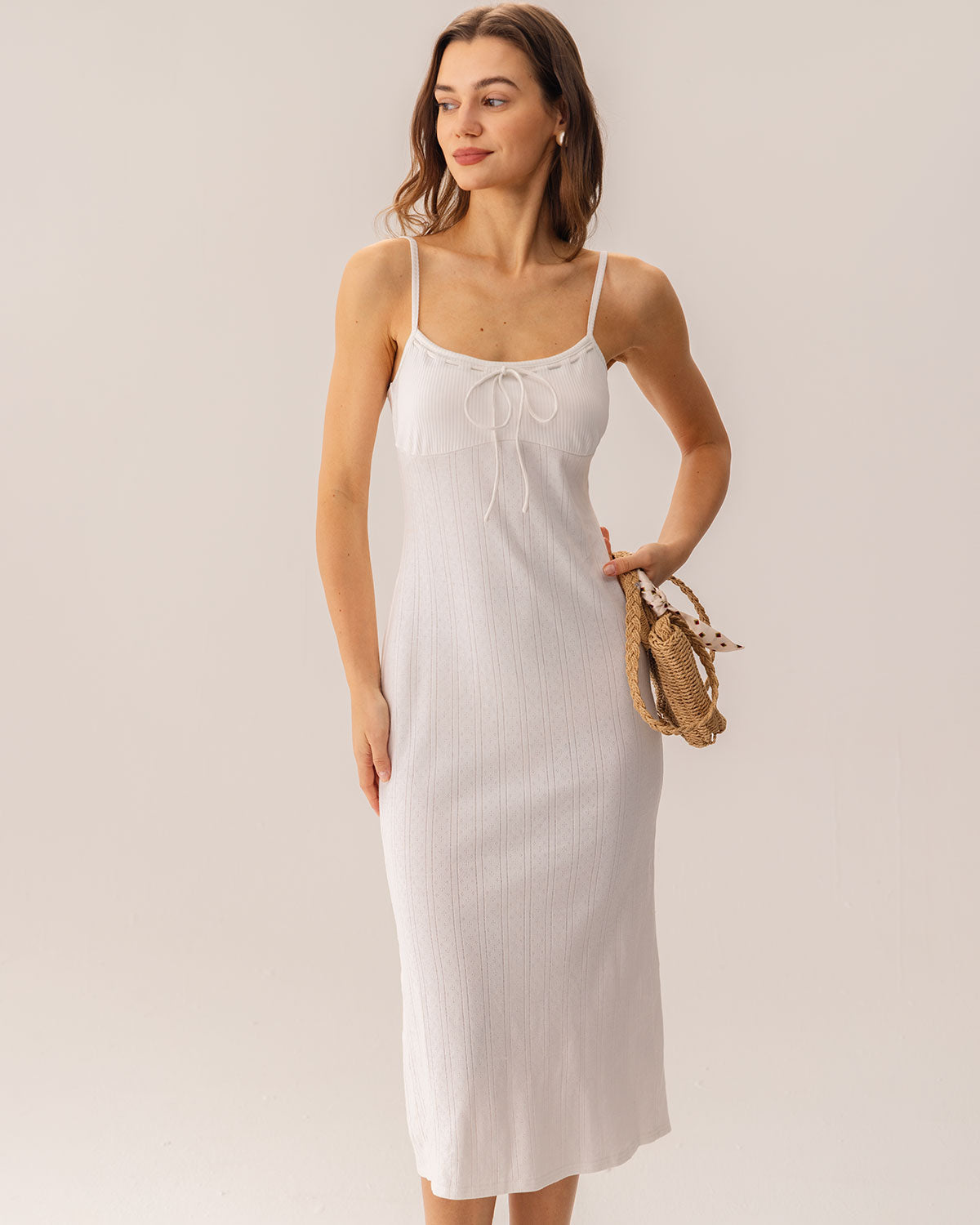 Beyaz Bodycon Yırtmaçlı Slip Midi Elbise