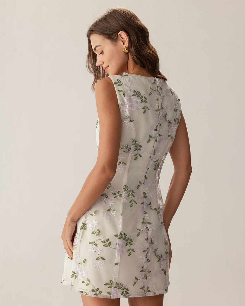 Bej Kare Yaka Nakışlı Yırtmaçlı Slip Mini Elbise