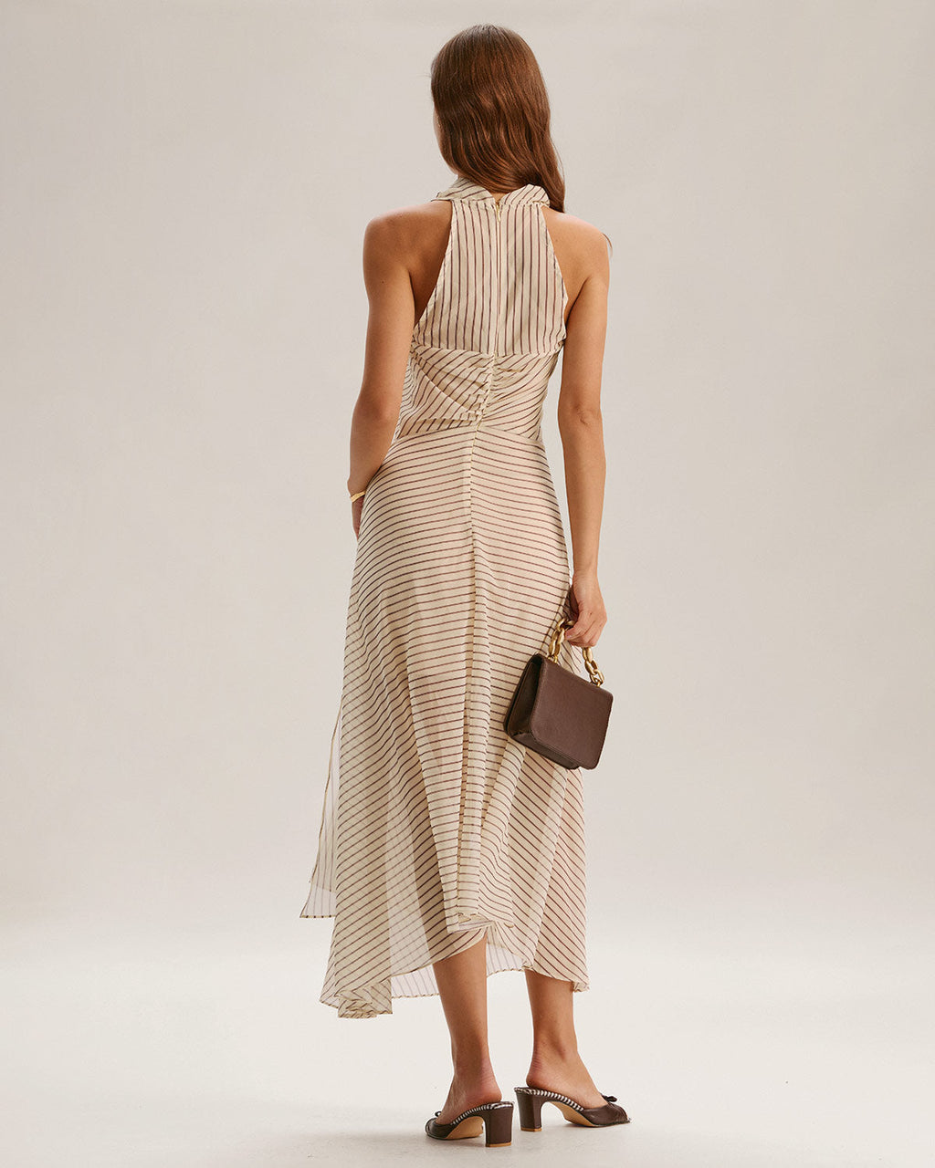 Bej Çizgili Dekolteli Kolsuz Midi Elbise