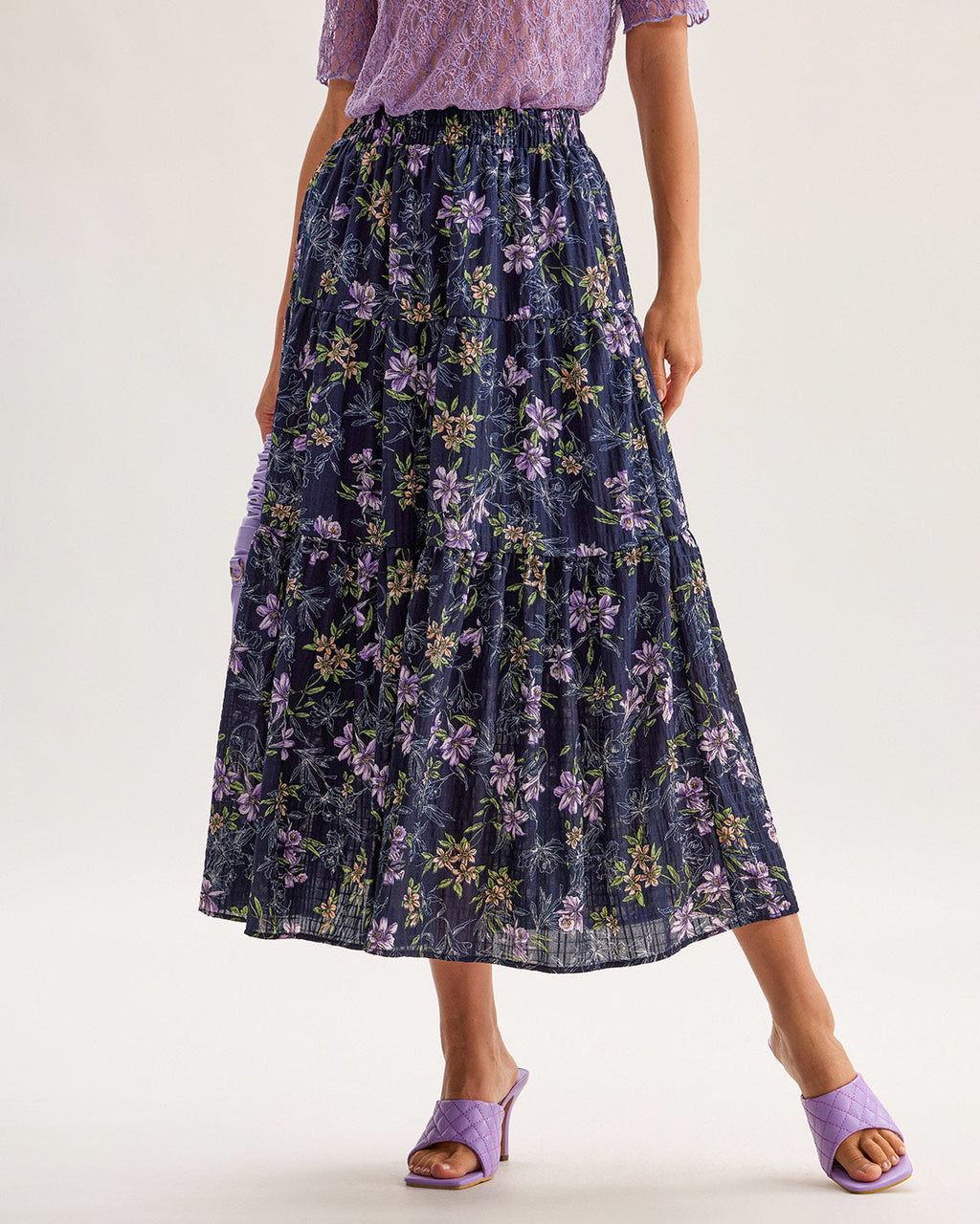 Siyah Çiçekli Beli Lastikli Midi Etek