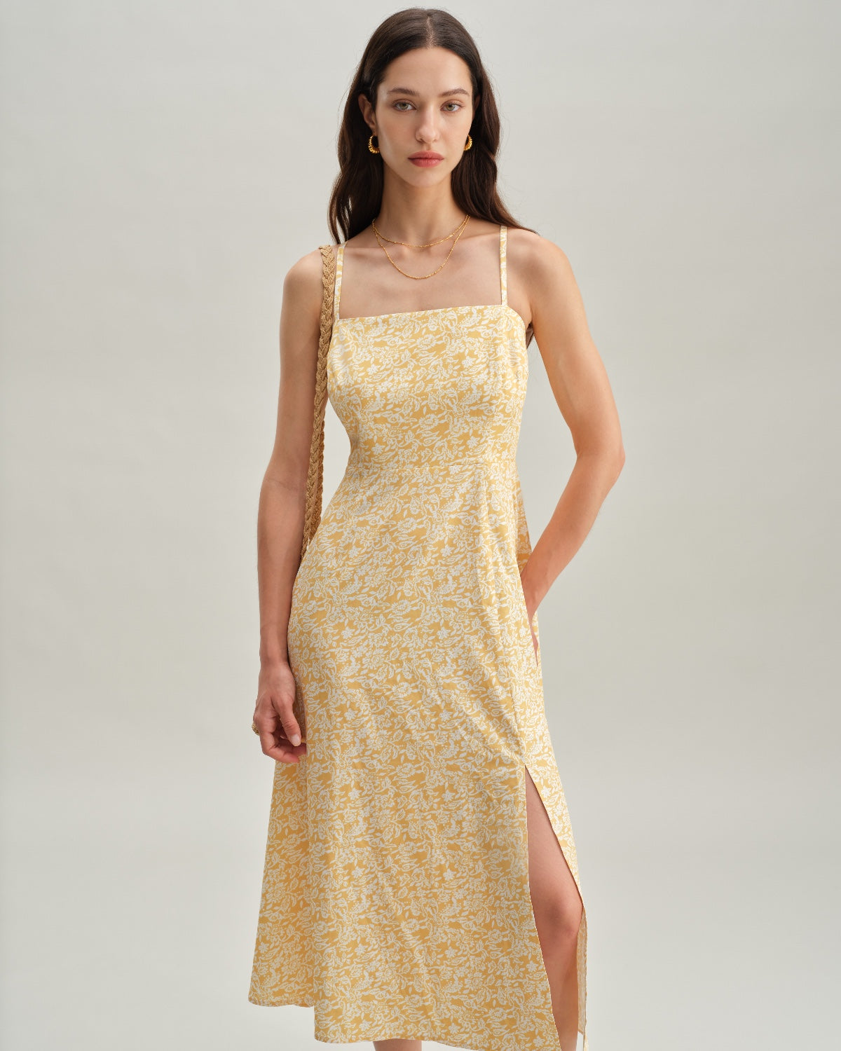 Sarı Çiçekli Sırtı Açık Slip Midi Elbise