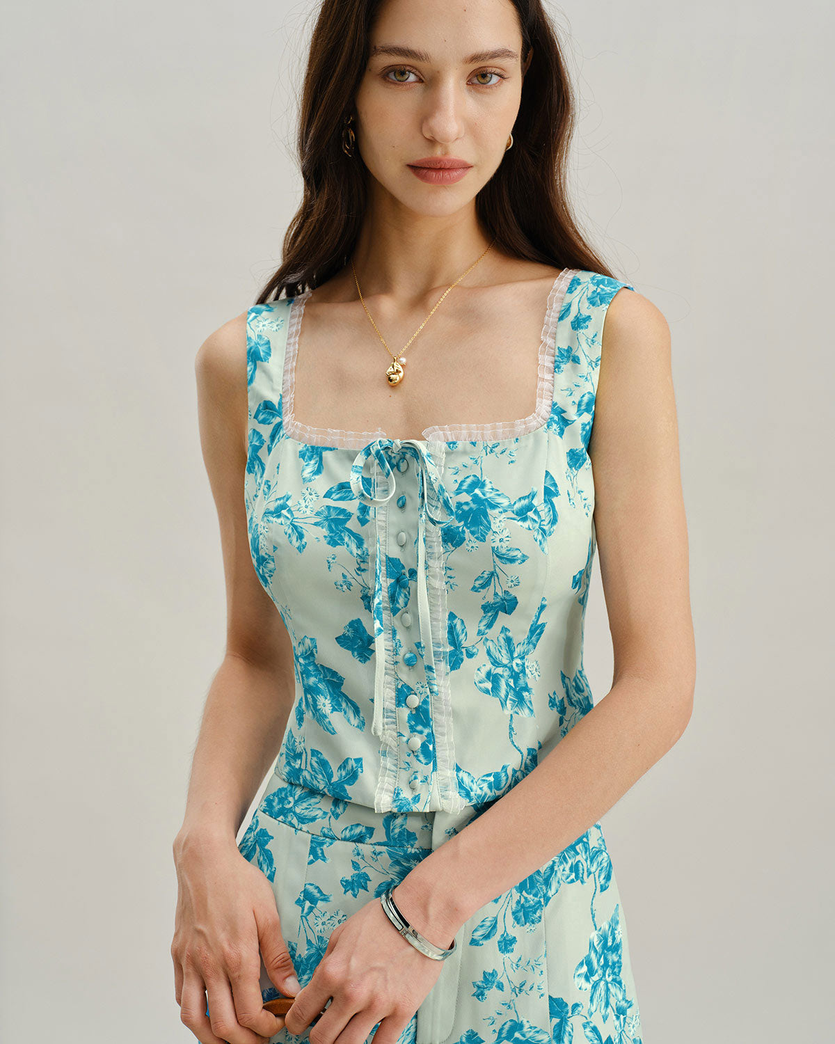 Mavi Çiçekli Kare Tank Top