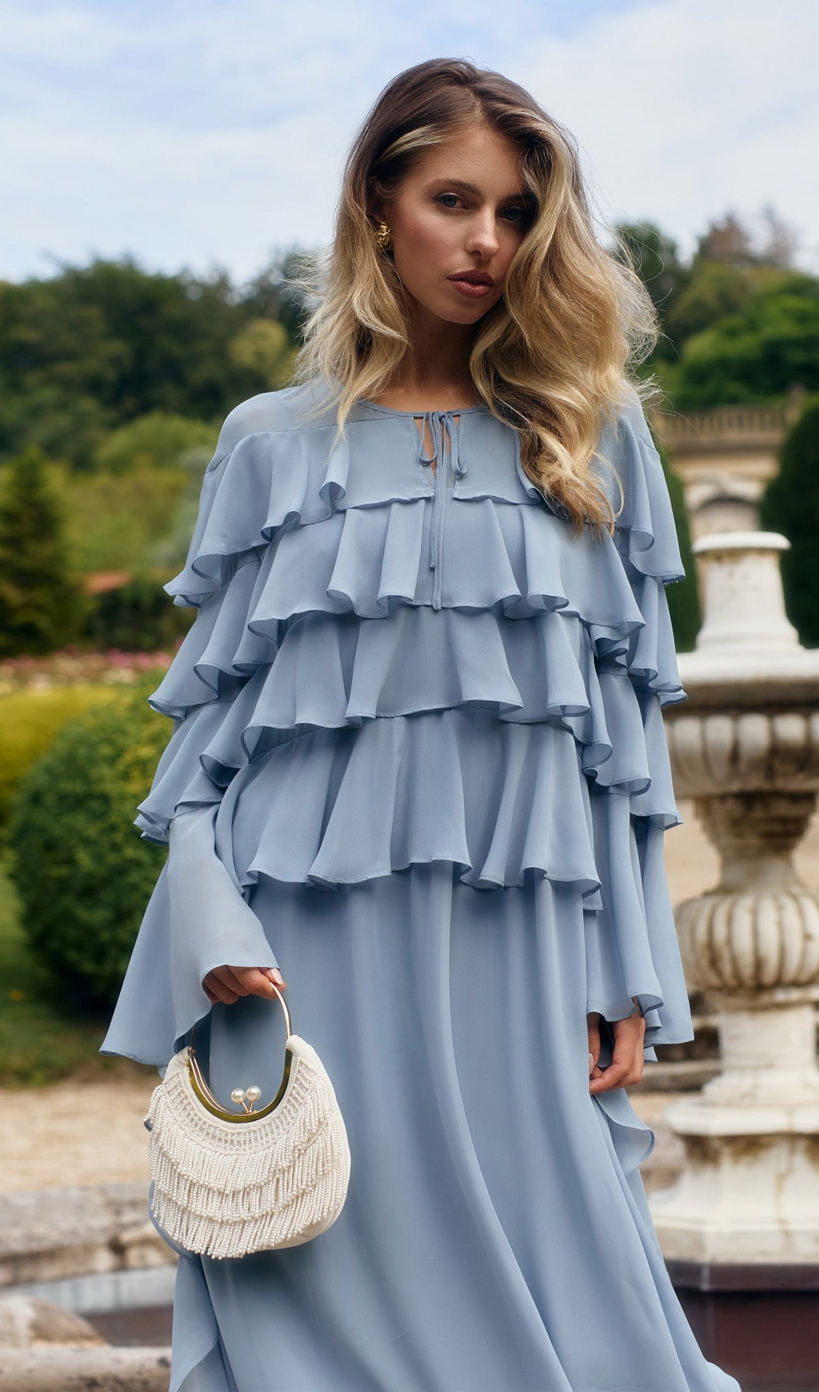 Bebek Mavisi Volanlı Uzun Elbise