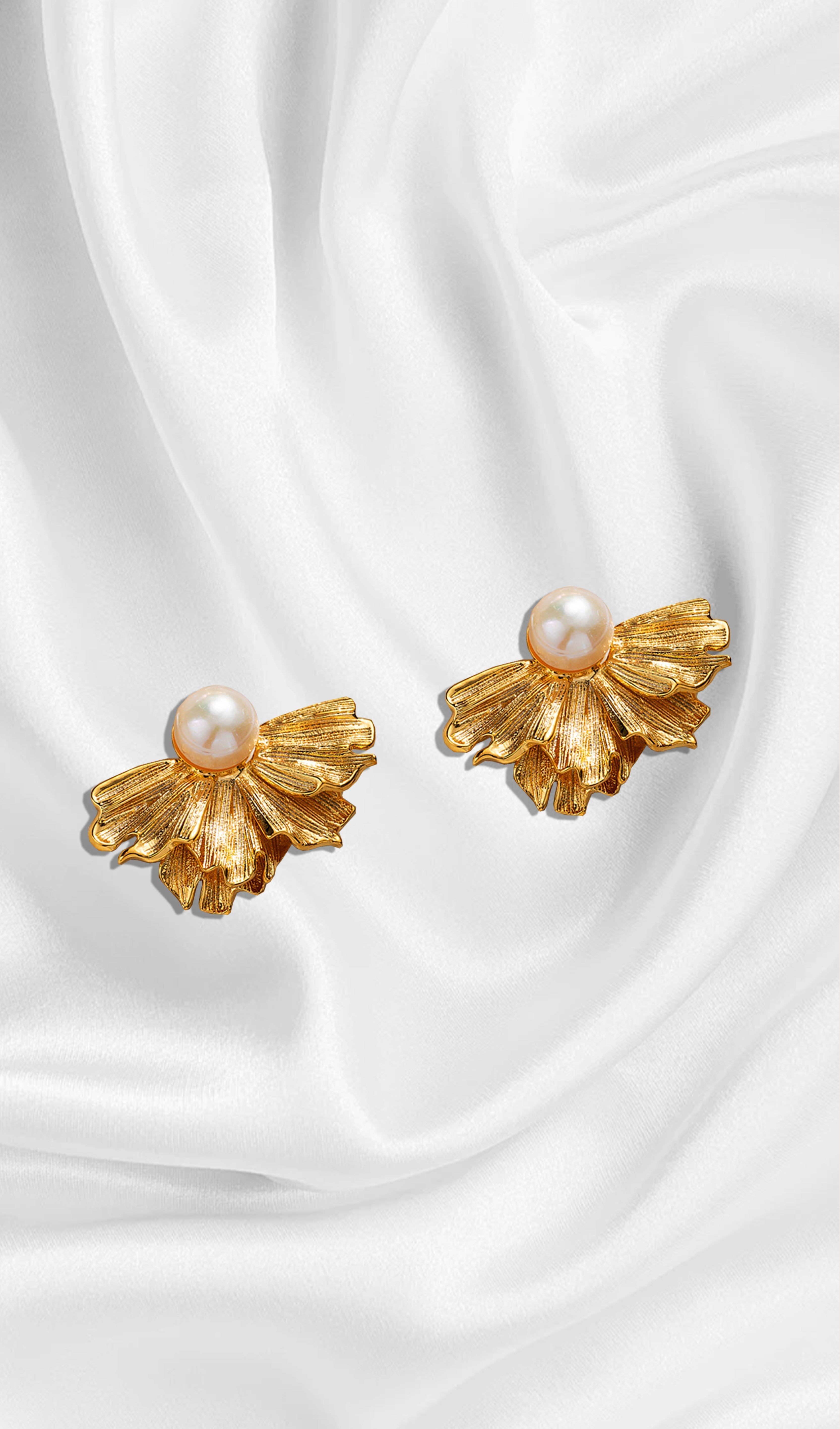 Retro Yaprak Küpeler