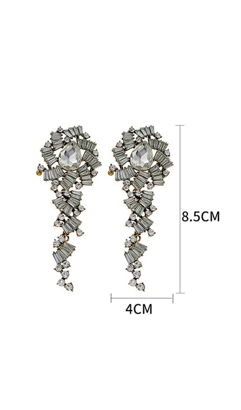 Yapay Elmas Sarkan Damla Küpeler