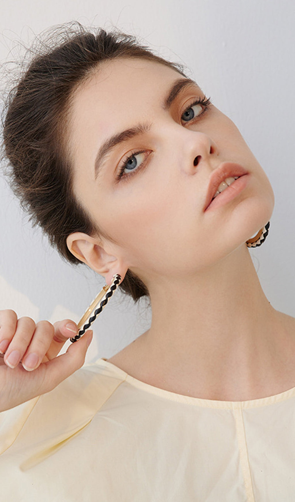 Suni Deri Yuvarlak Halka Küpeler