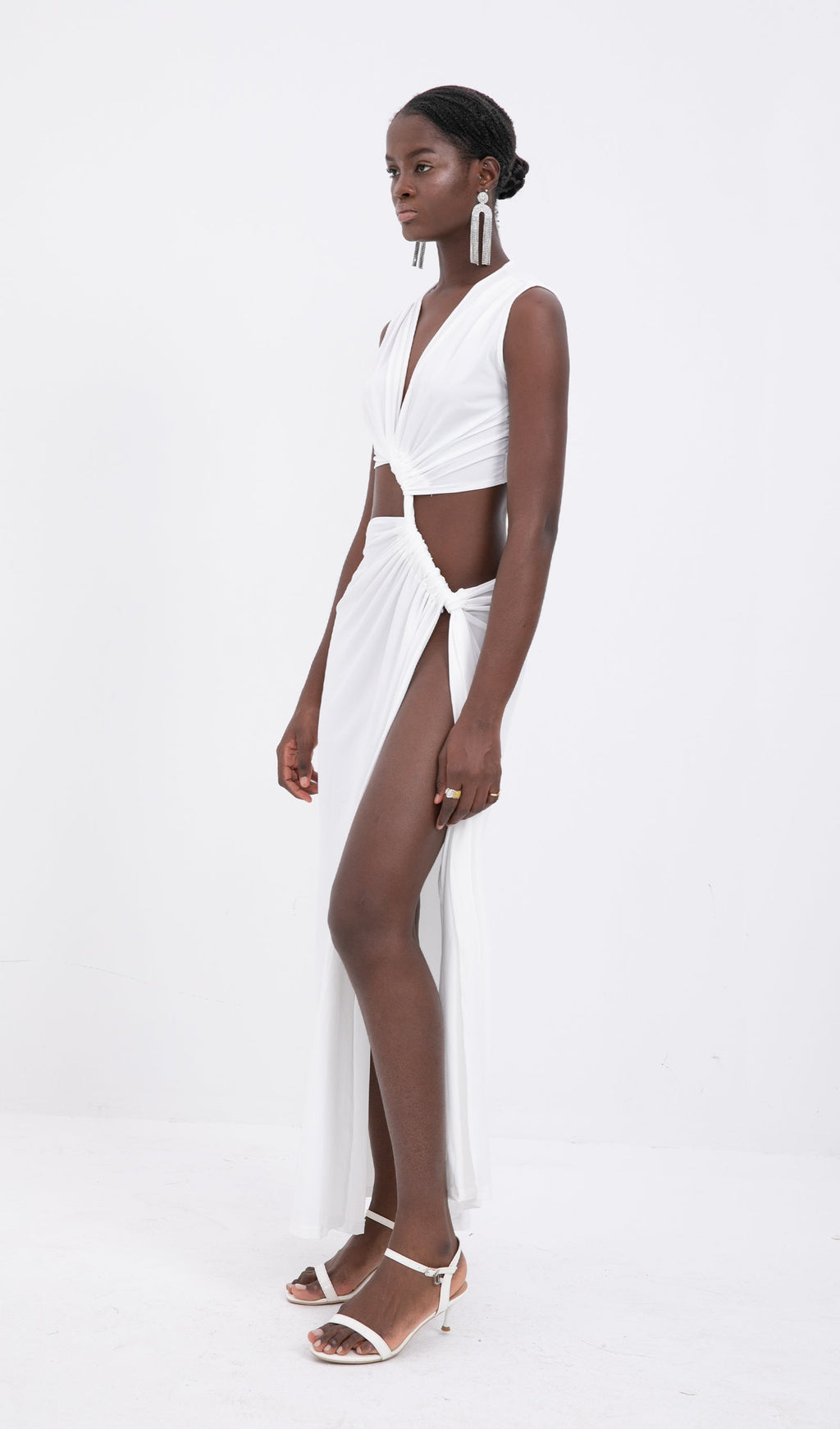 Trend Tek Omuzlu Kesik Uzun Elbise - Beyaz