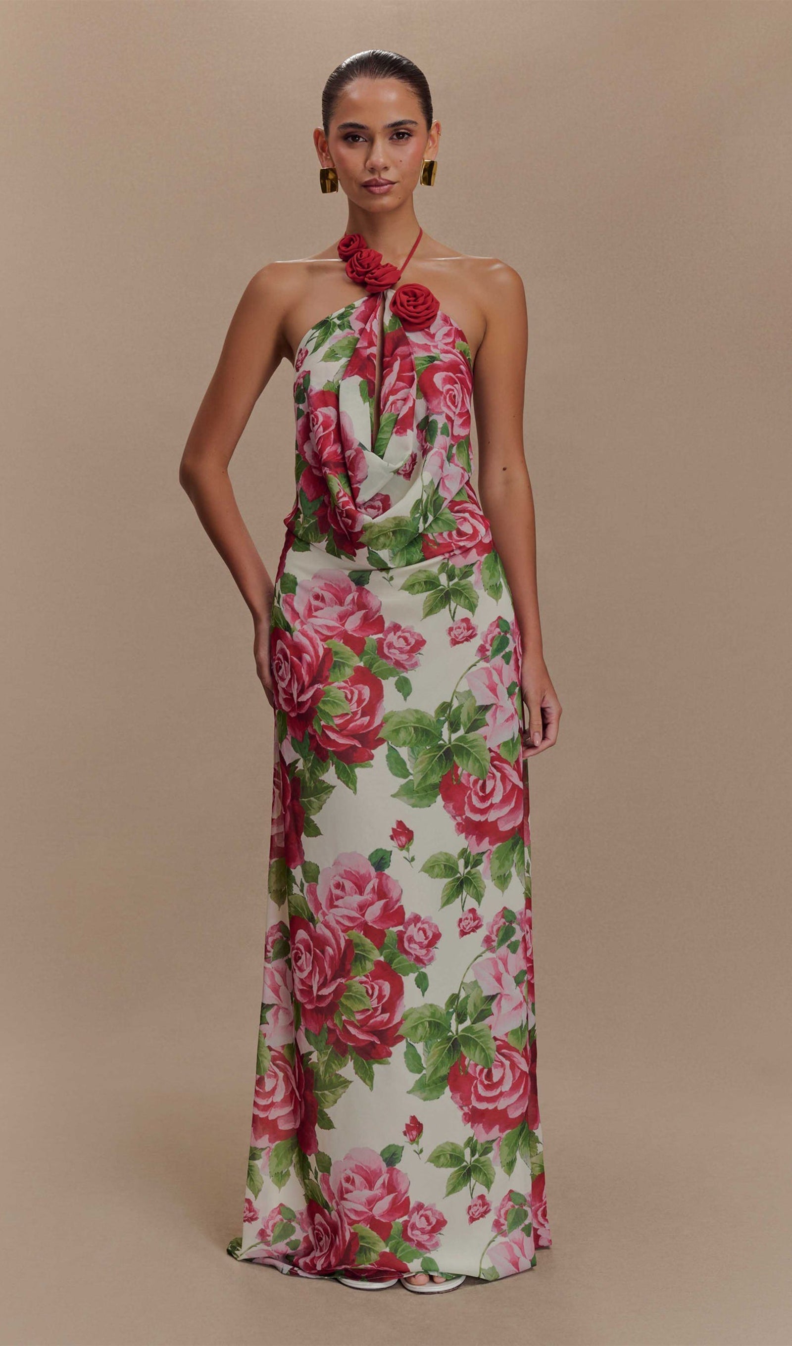 Kapüşonlu Uzun Elbise