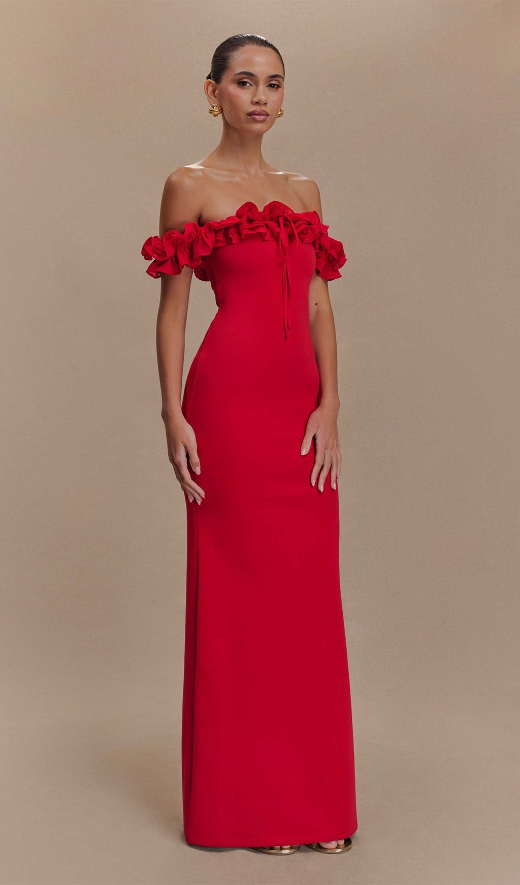 Volanlı Omuz Açık Maksi Elbise