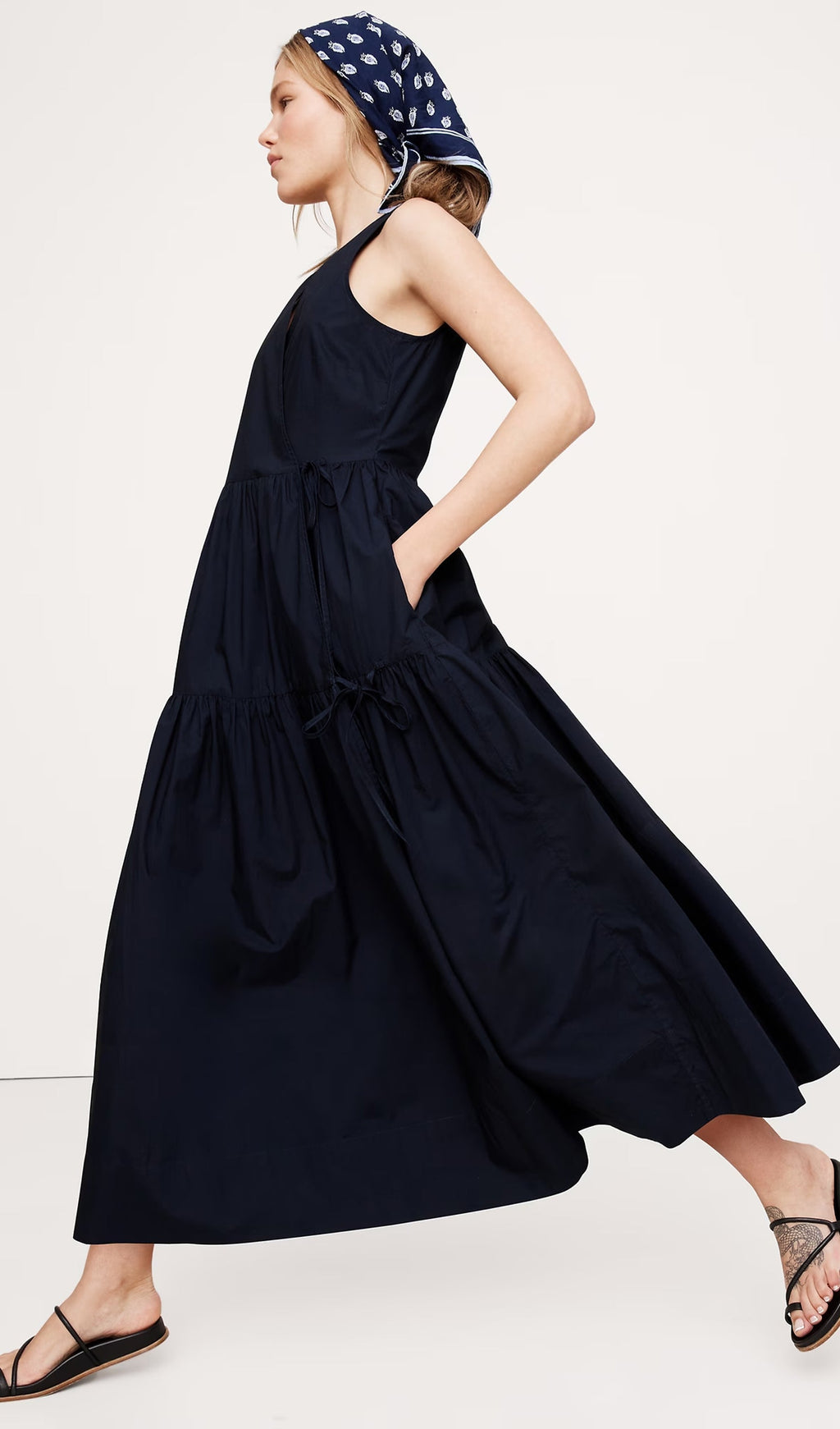 V Yaka Pamuklu Poplin Sarılı Midi Lacivert Elbise