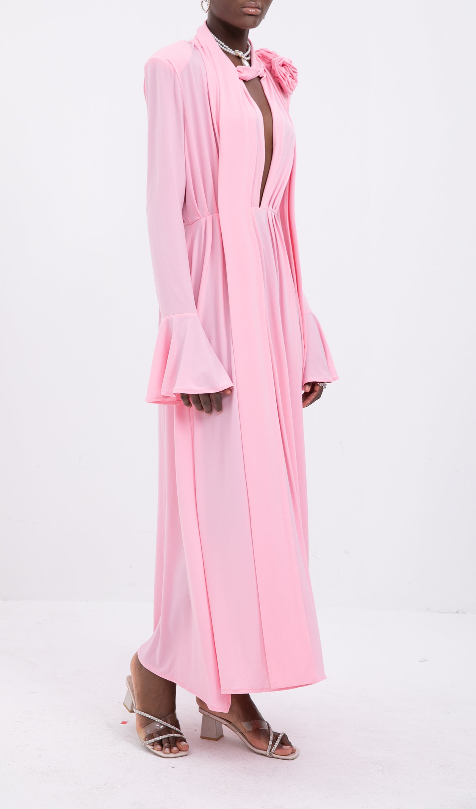 Trend V Yaka Pileli Yırtmaçlı Uzun Elbise - Pembe