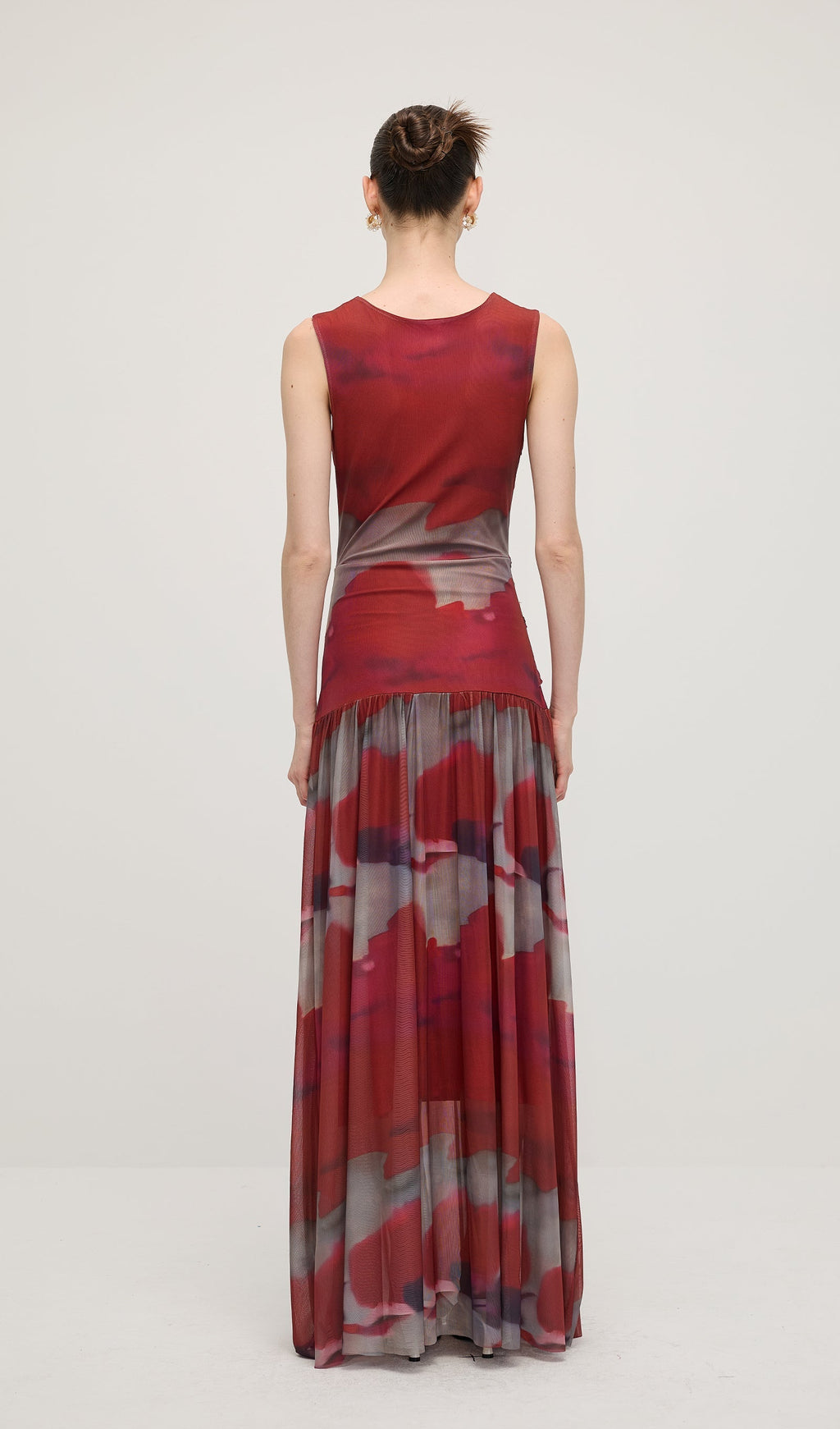 Kolsuz Soyut Çiçek Desenli Slip Uzun Elbise