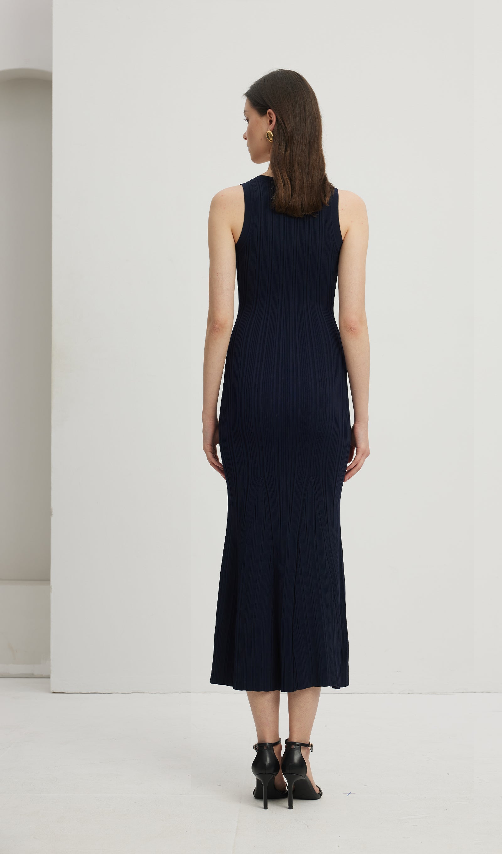 Metalik Düğmeli Örme Midi Elbise