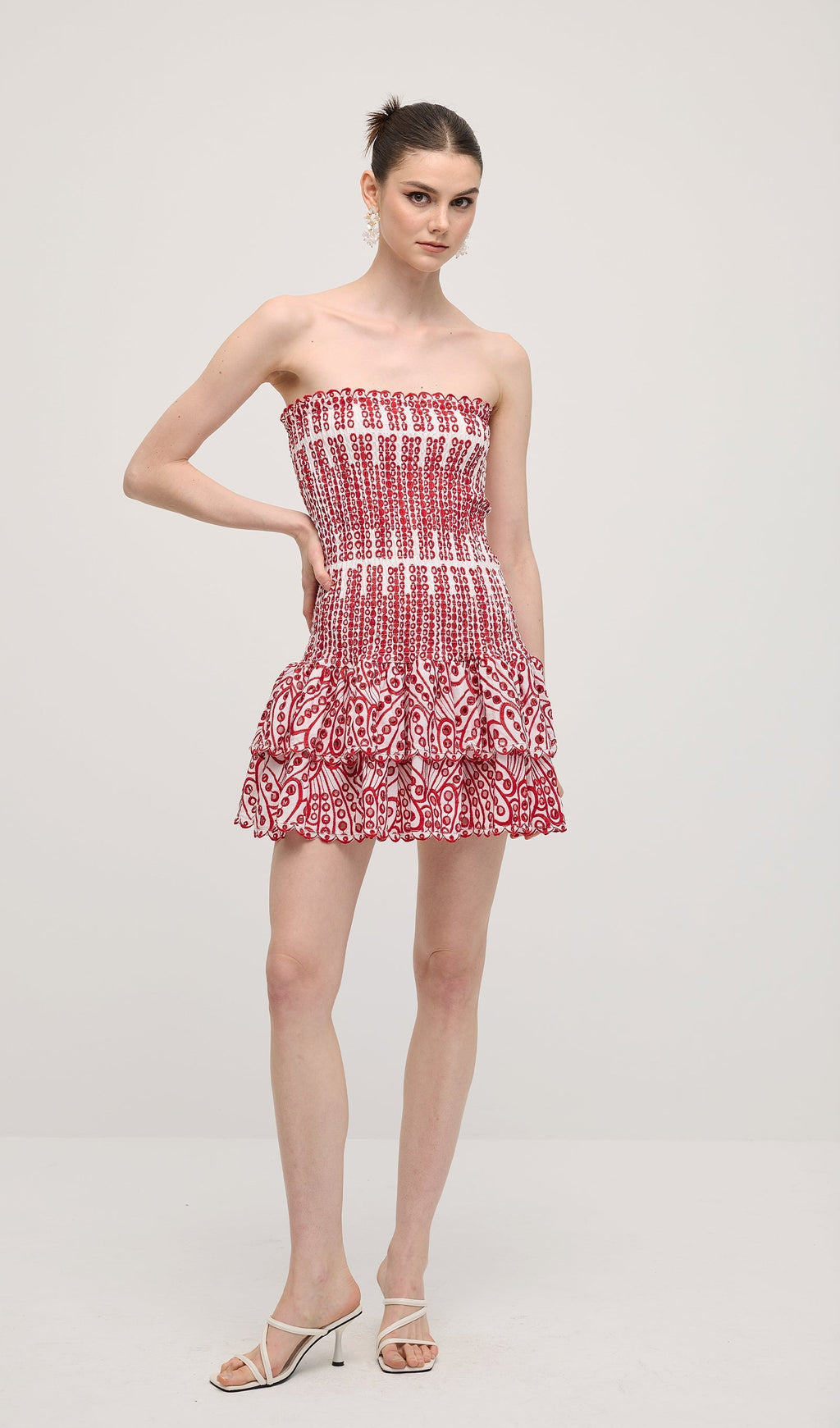 Kırmızı İşlemeli Mini Pamuklu Elbise