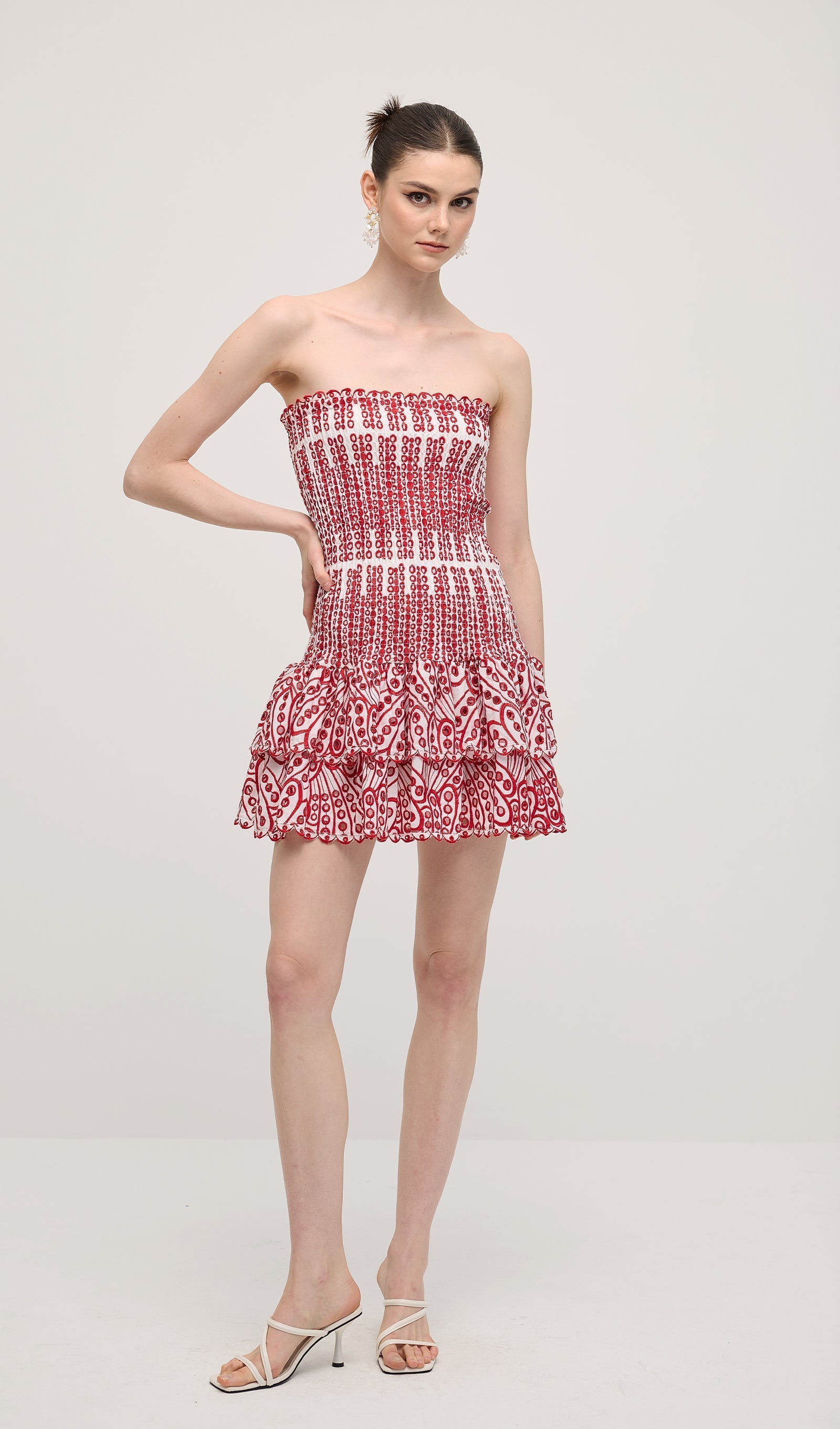 Kırmızı İşlemeli Mini Pamuklu Elbise