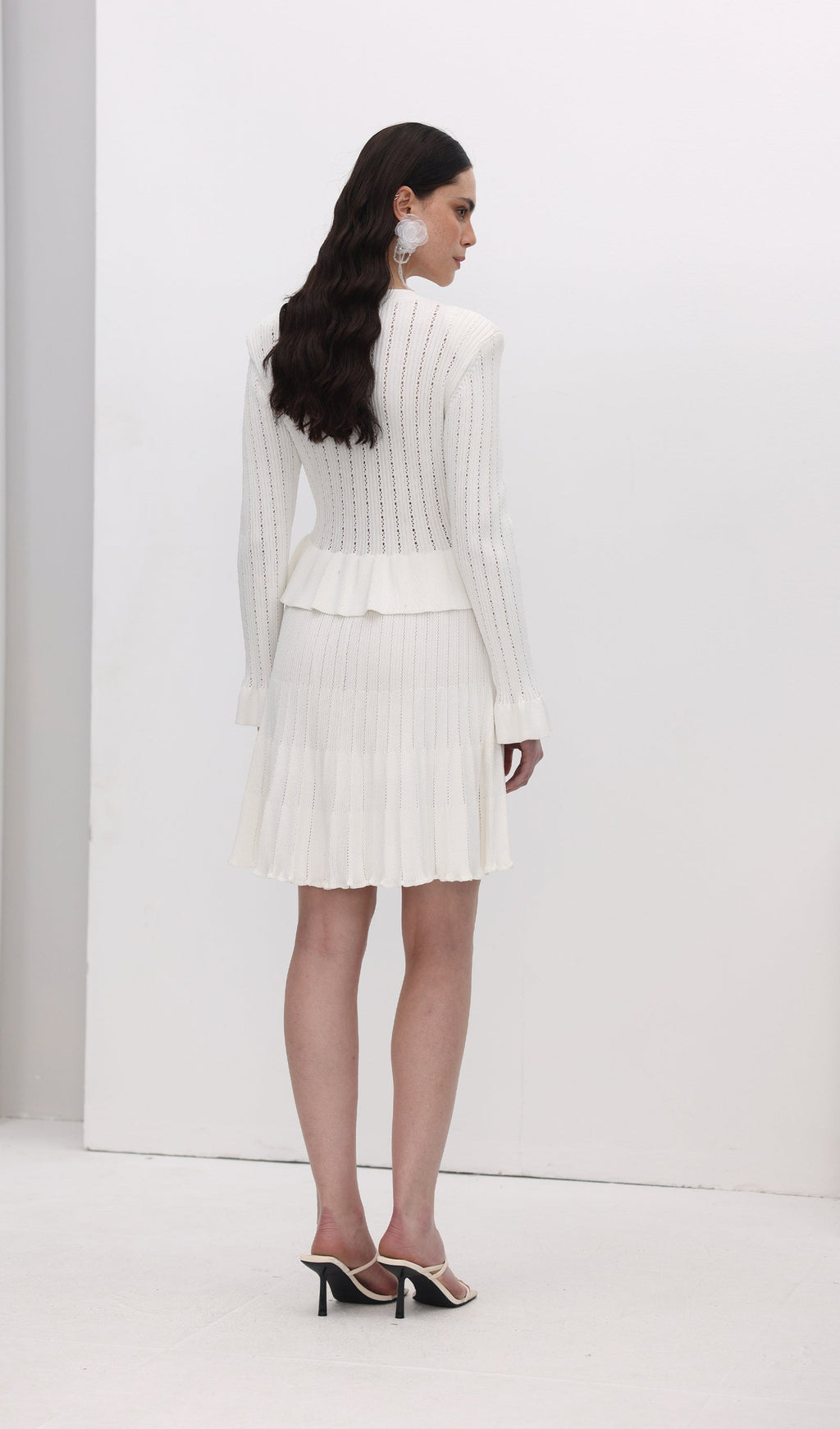 İçi Boş Volanlı Örgü Mini Elbise