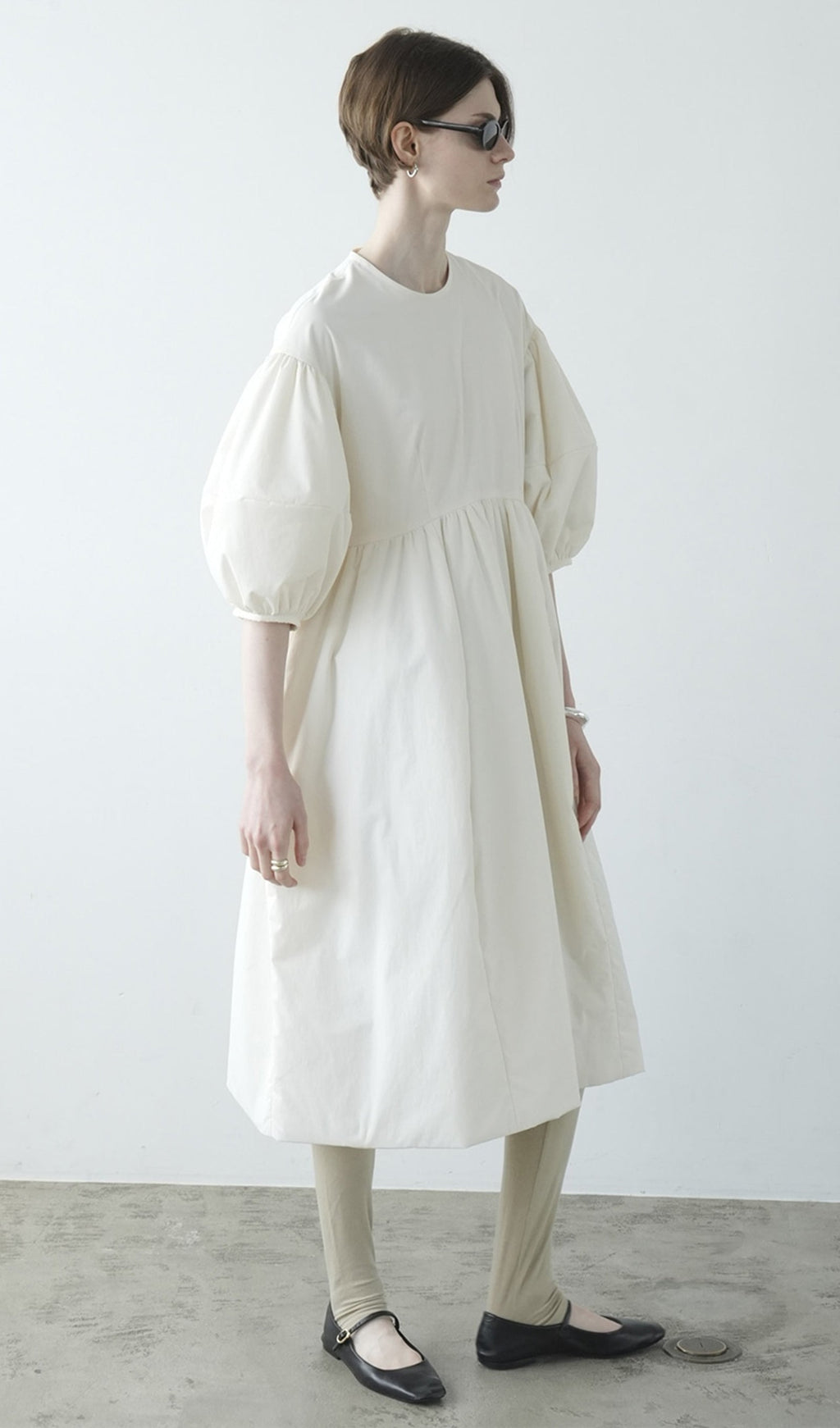 Dolgulu Hacimli Midi Elbise-Beyaz