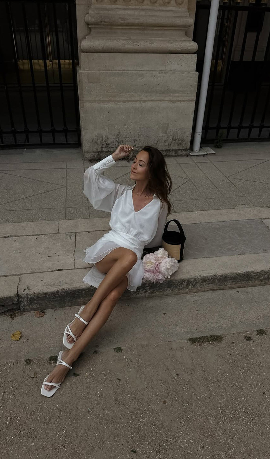 Beyaz Düz Fener Kollu Mini Elbise