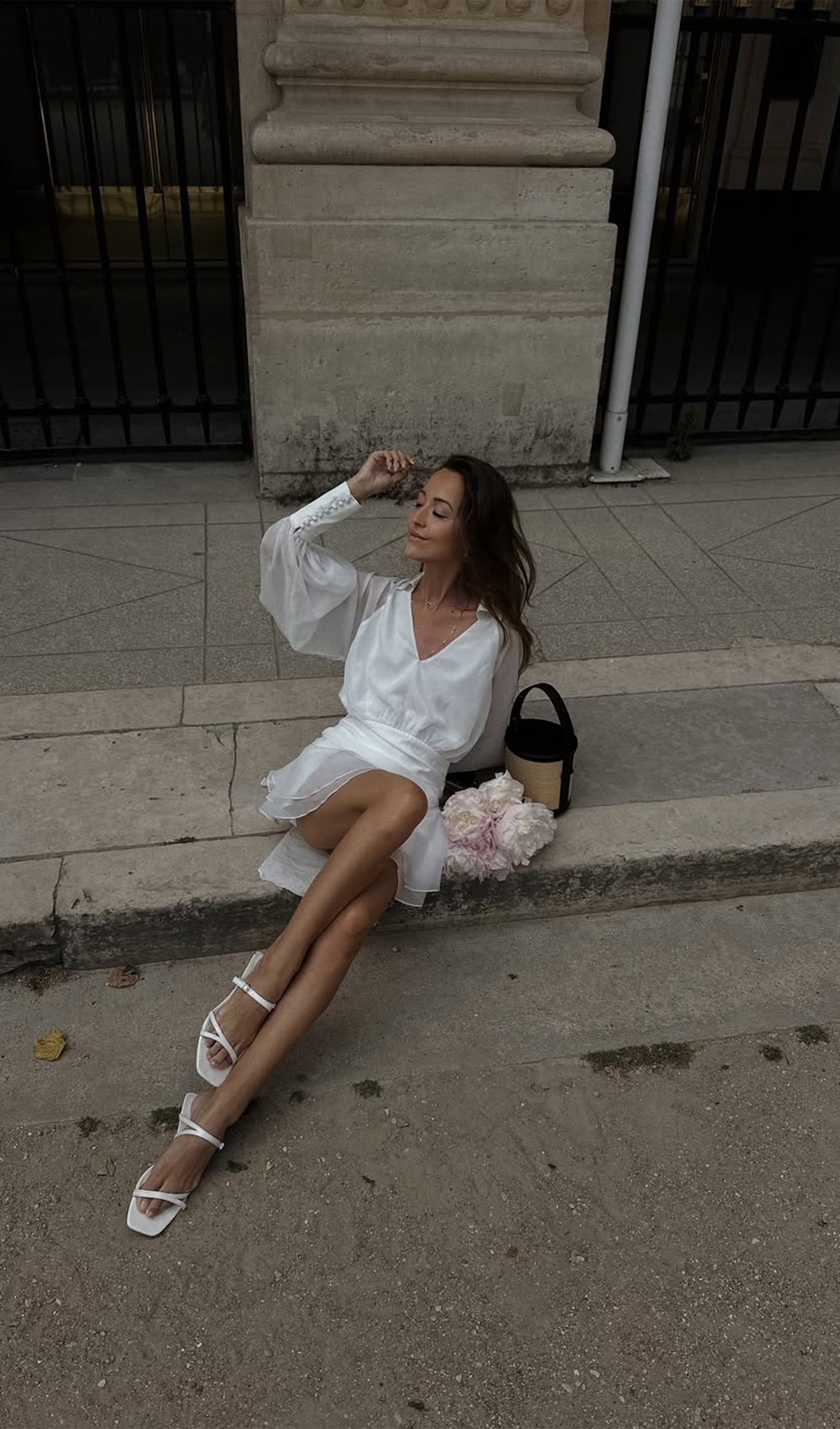 Beyaz Düz Fener Kollu Mini Elbise