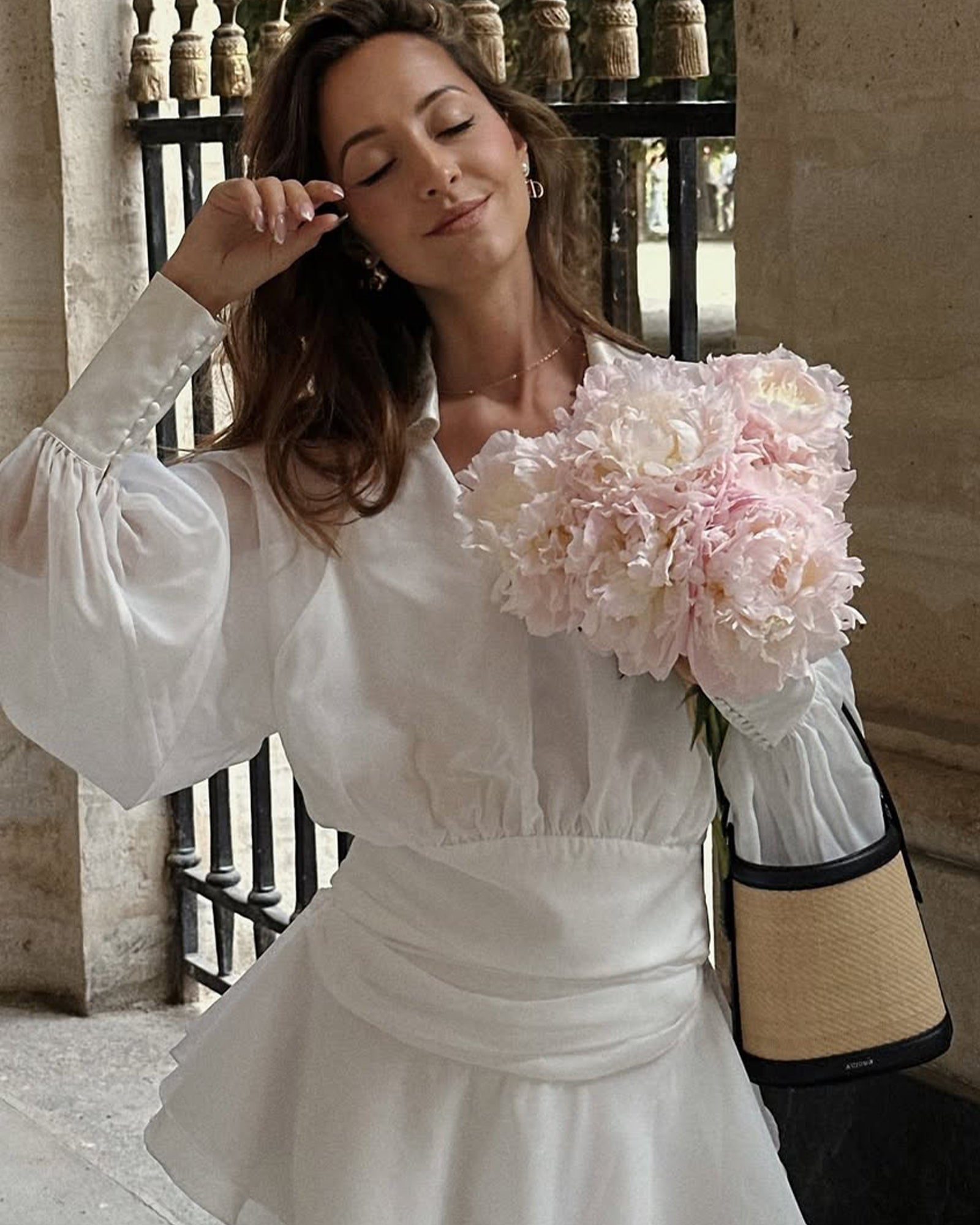 Beyaz Düz Fener Kollu Mini Elbise