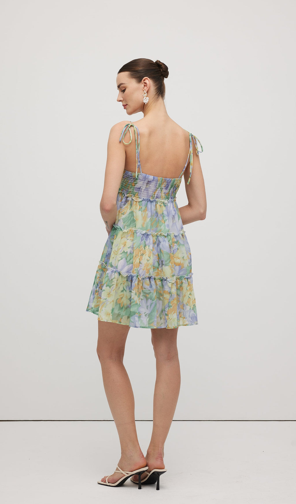 Çiçek Baskılı Fırfırlı Mini Elbise