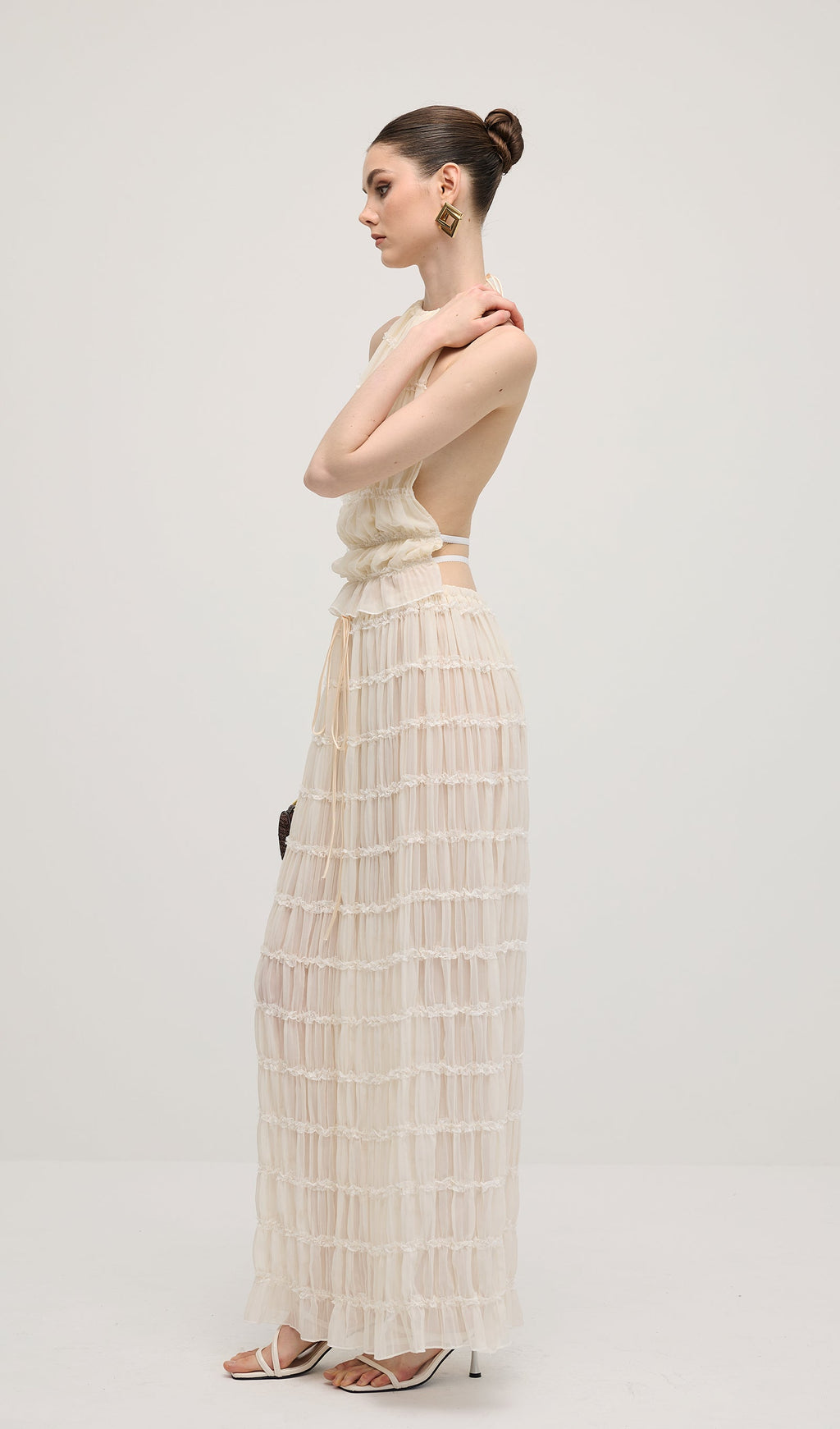 Beyaz Askılı Üst Ve Büzgülü Detaylı Uzun Etek Takımları