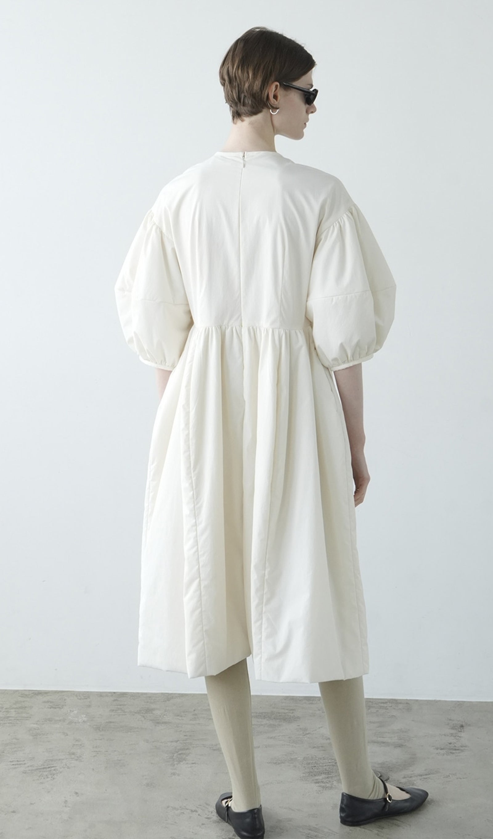 Dolgulu Hacimli Midi Elbise-Beyaz