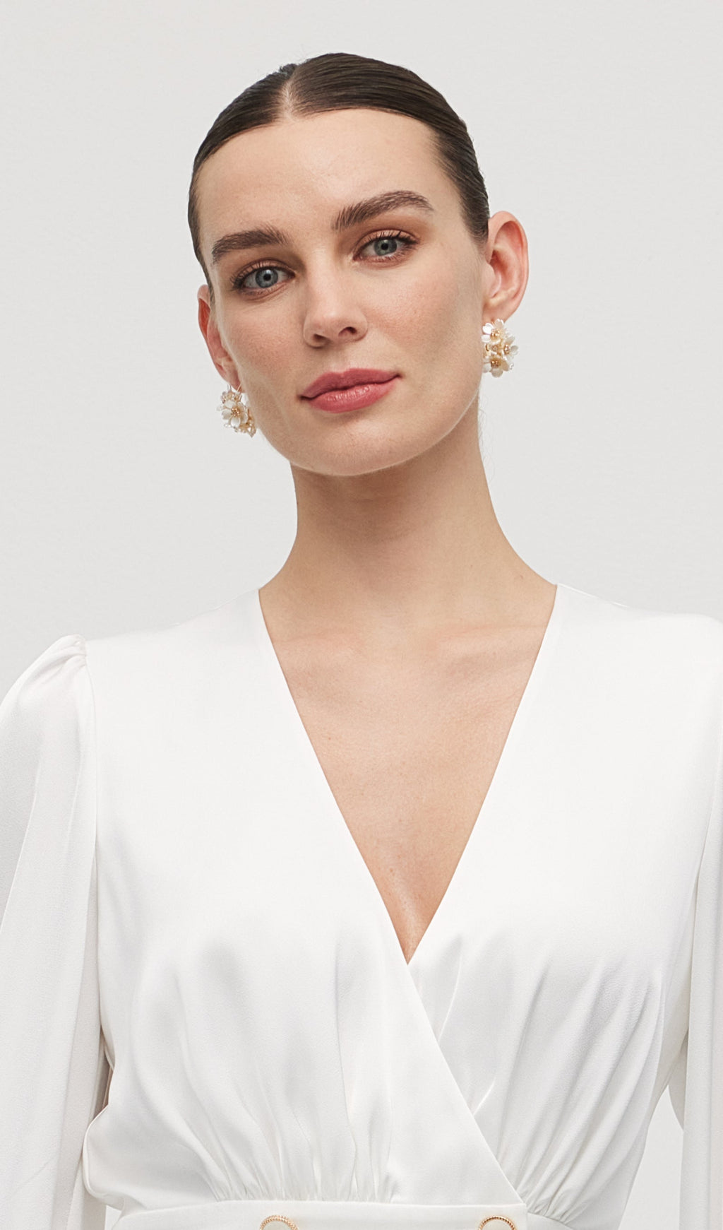 İnci Yapraklı Küpeler