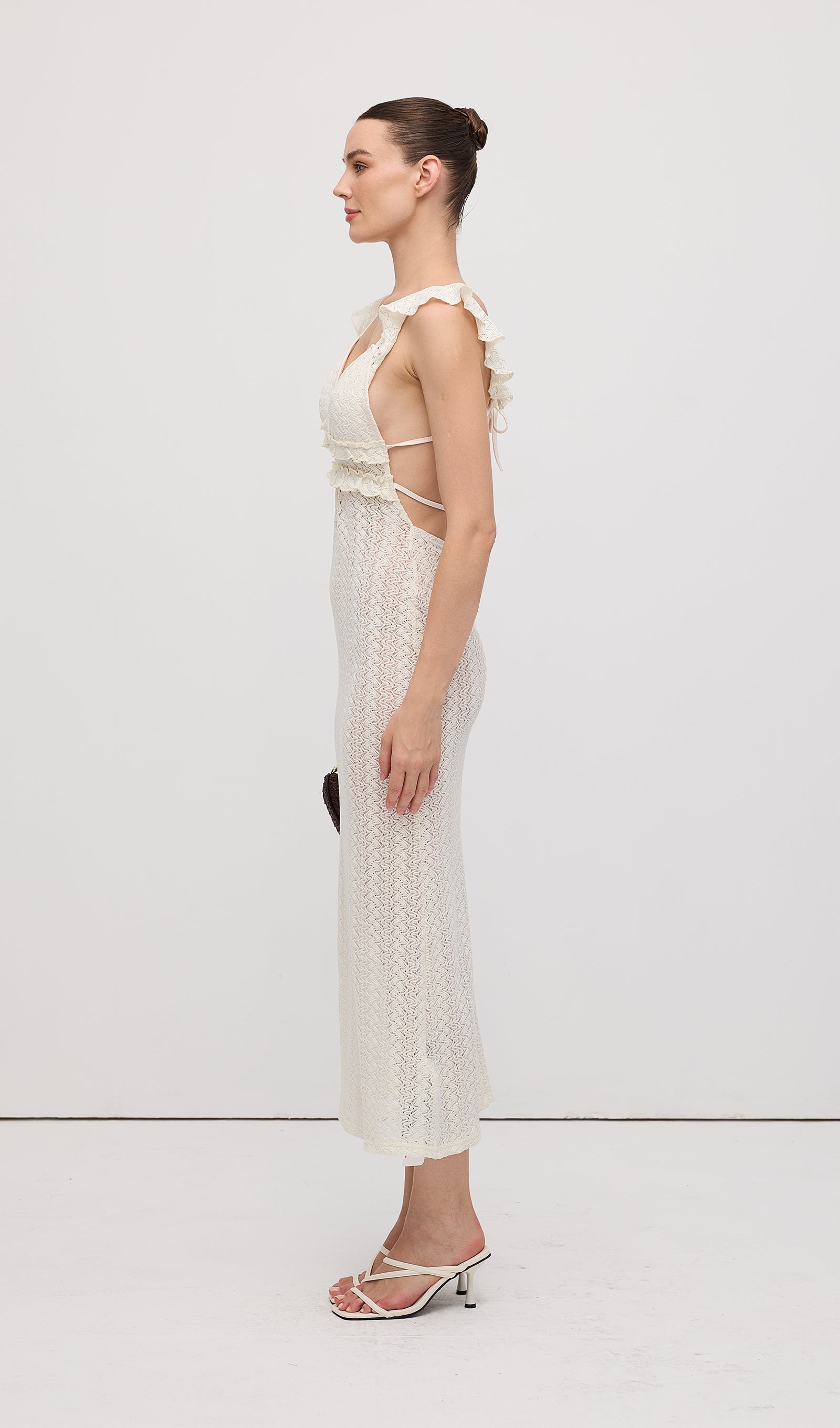 Volanlı Sırtı Açık Örgü Midi Elbise