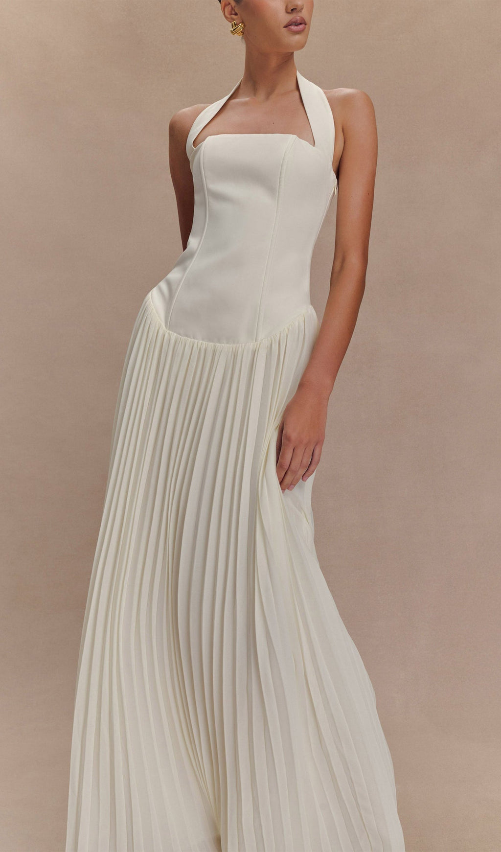 Pileli Askılı Uzun Elbise Beyaz