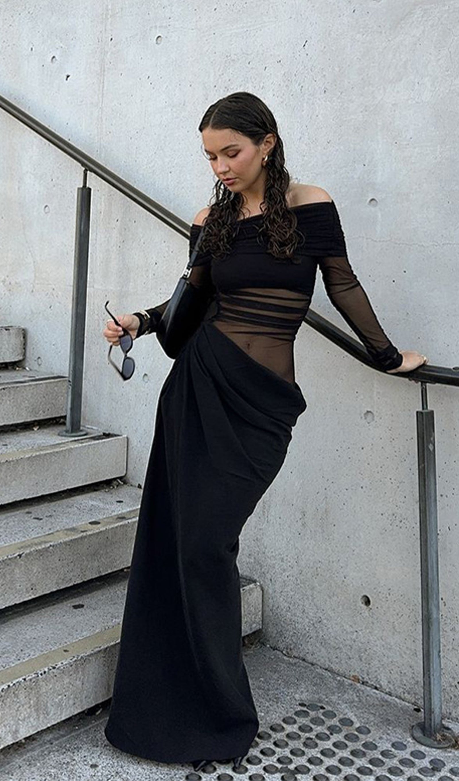 Omuz Açık Şeffaf Uzun File Siyah