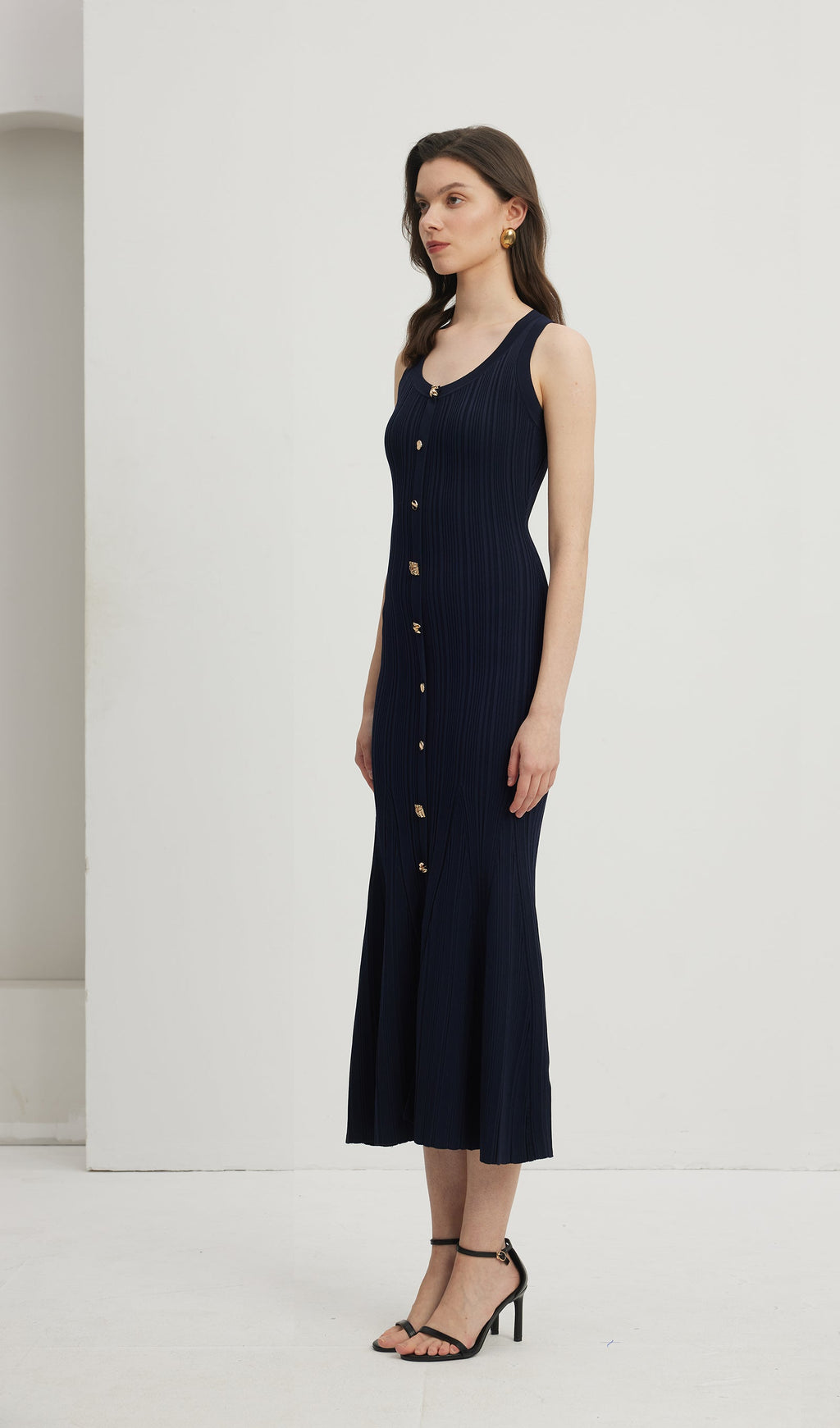 Metalik Düğmeli Örme Midi Elbise