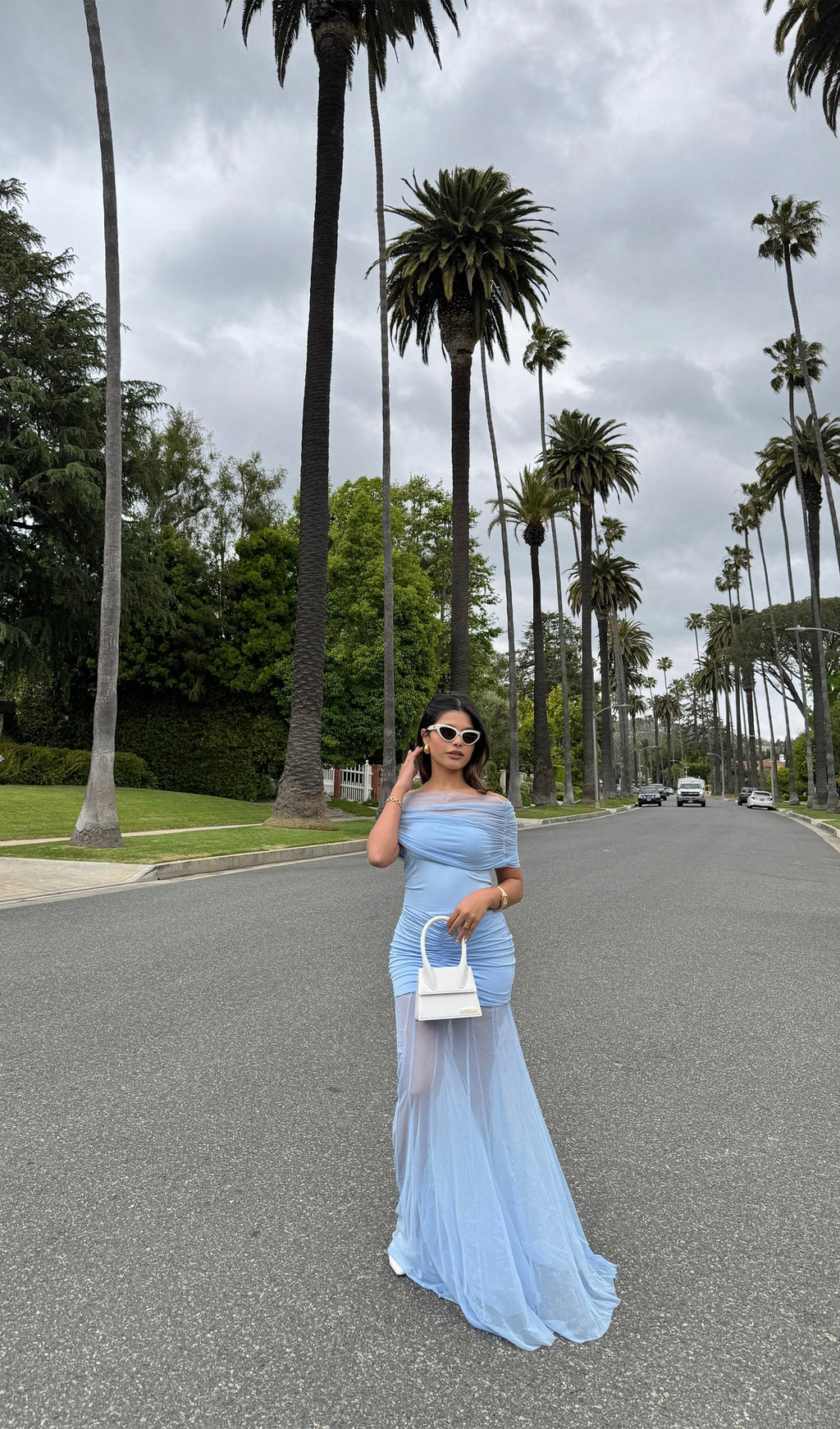 Slinky Omuz Açık Maksi Elbise