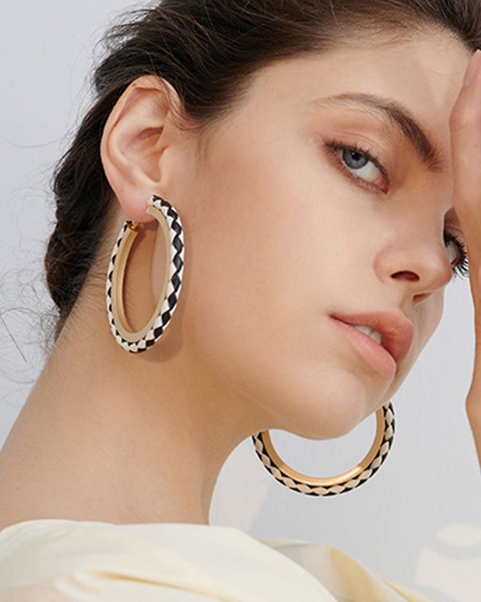 Suni Deri Yuvarlak Halka Küpeler