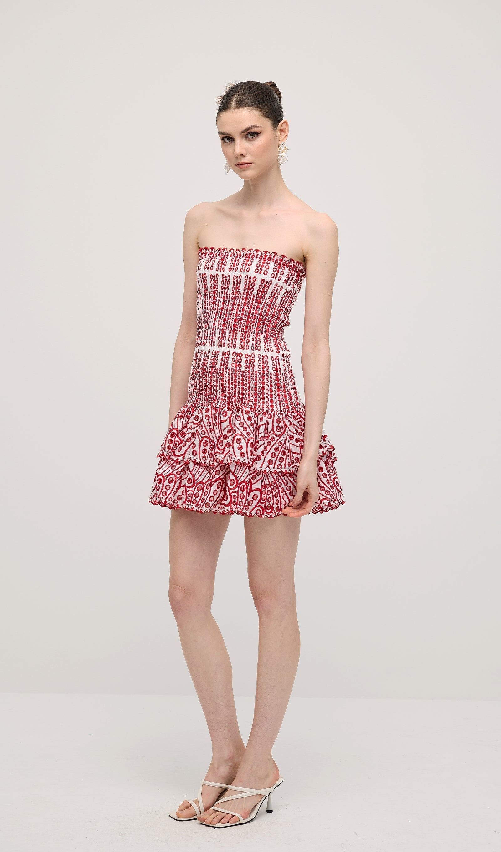 Kırmızı İşlemeli Mini Pamuklu Elbise