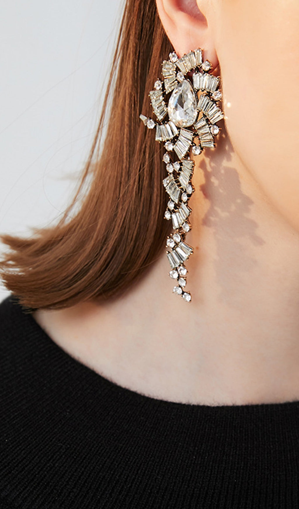 Yapay Elmas Sarkan Damla Küpeler