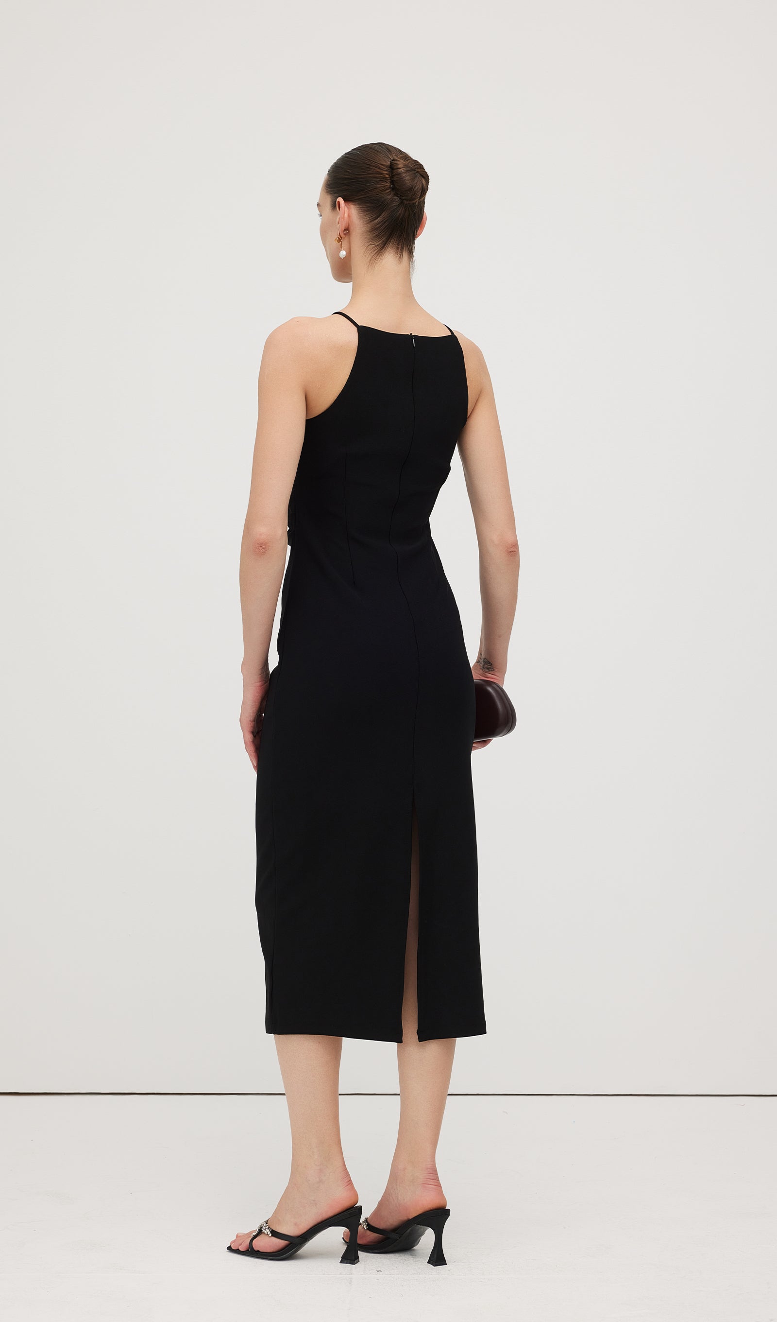 Düz Anahtar Deliği Kesimli Midi Elbise