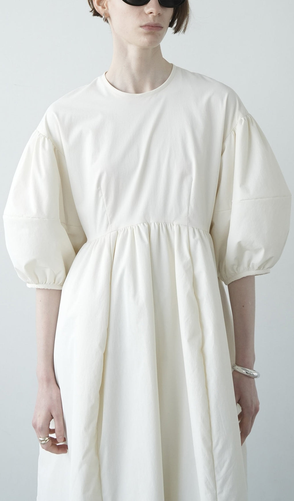 Dolgulu Hacimli Midi Elbise-Beyaz