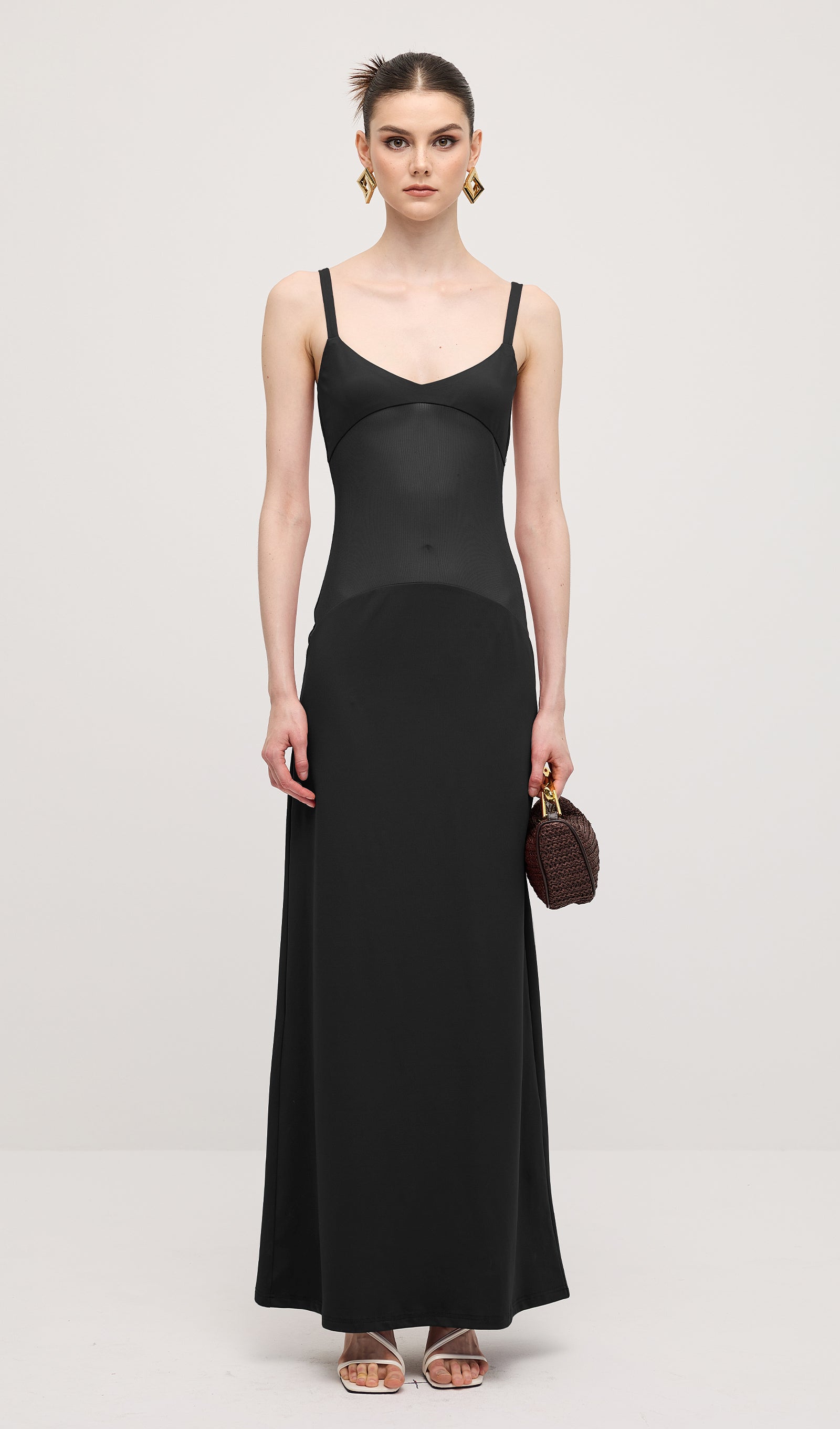 Siyah Şeffaf Örgü Kavisli Uzun Elbise