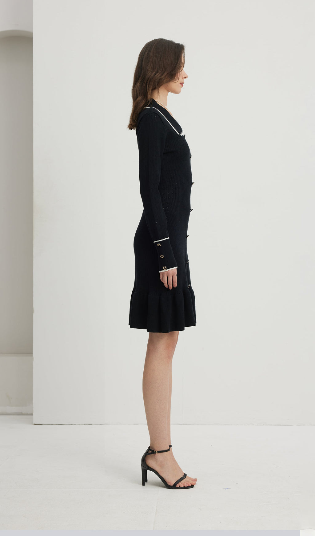 Dar Kesim Dokulu Jarse Mini Elbise-Siyah