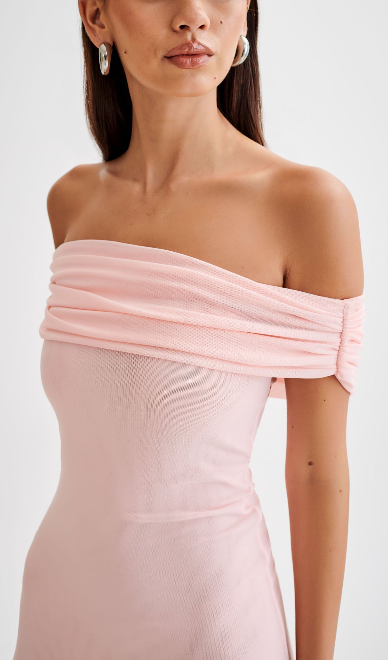 Omuz Açık File Uzun Elbise Soluk Pembe