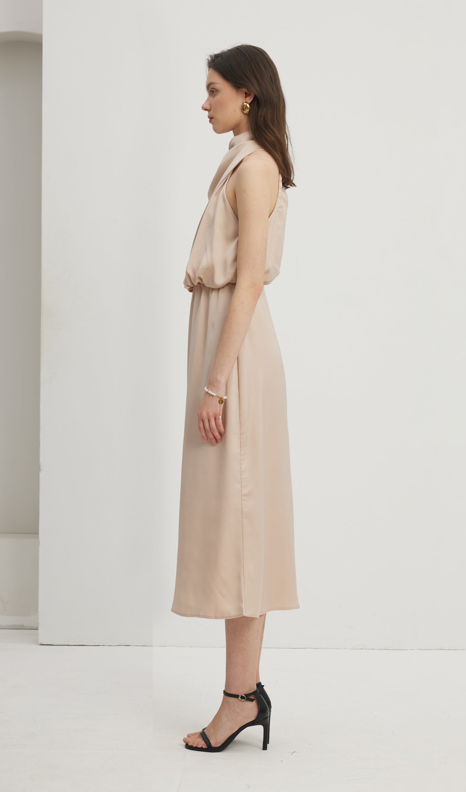 Asimetrik Saten Midi Elbise