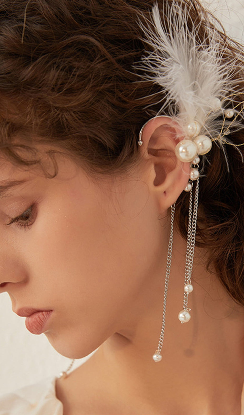 Tüy İnci Tırmanıcı Püskül Manşet Tek Küpe